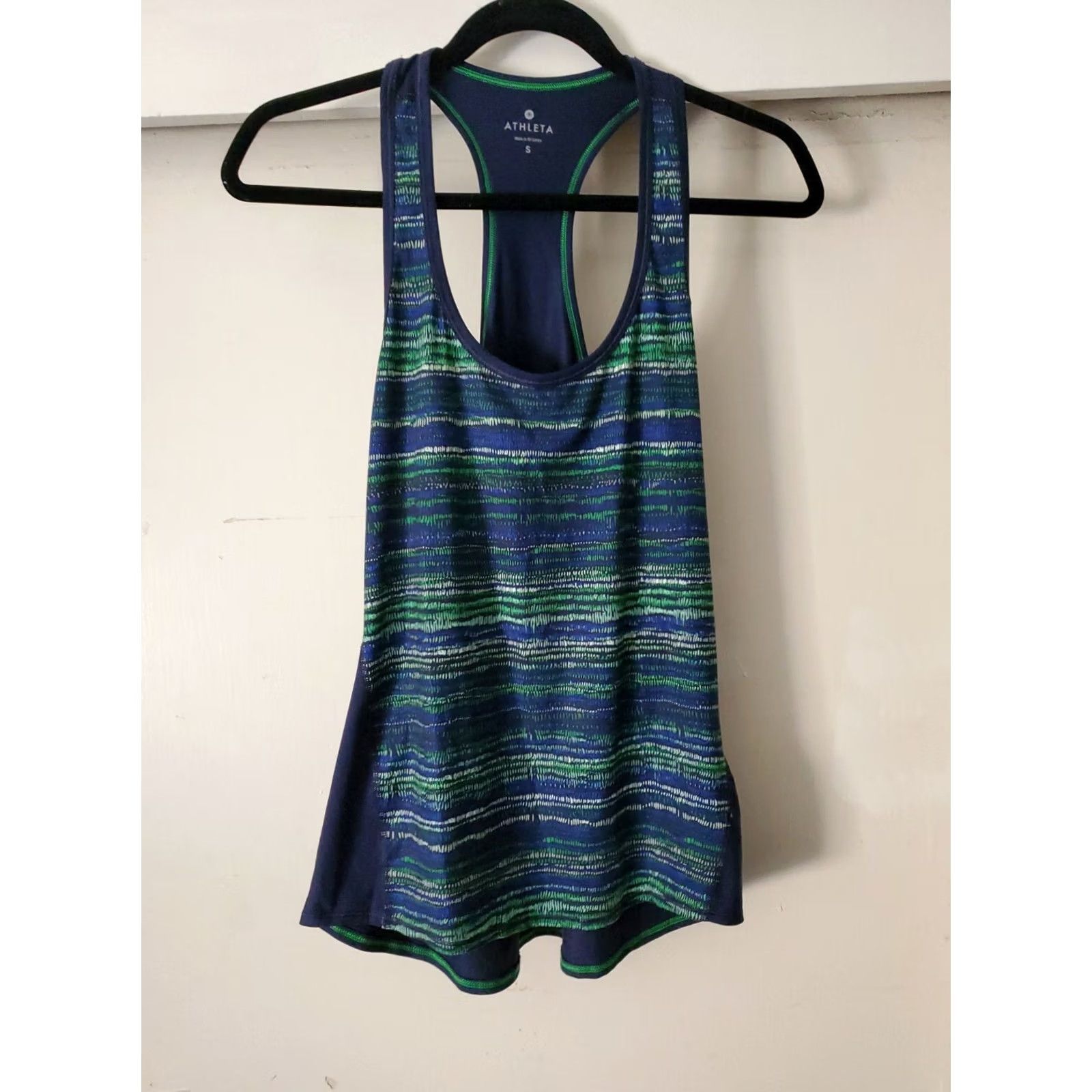 Athleta Athleta Tank Top Women’s S Multicolor Striped Front Solid Back Curved Hem Sleeveless Scoop Neck Pullover Casual Yoga Logo Relaxed Regular Fit Size S / US 4 / IT 40 - 4 Thumbnail