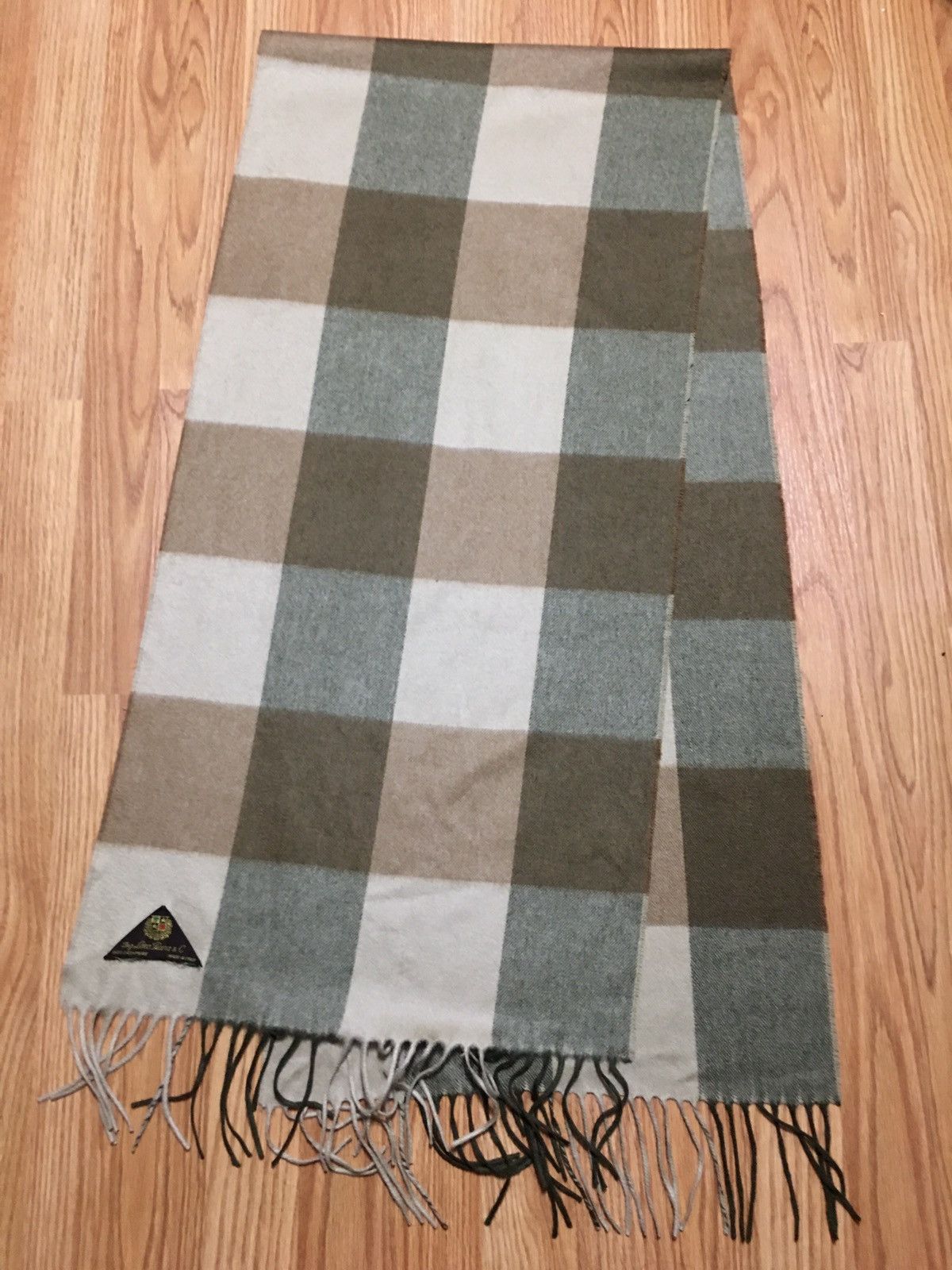 Loro Piana Loro Piana Cashmere Checked Large Scarf Shawl Size ONE SIZE - 1 Thumbnail