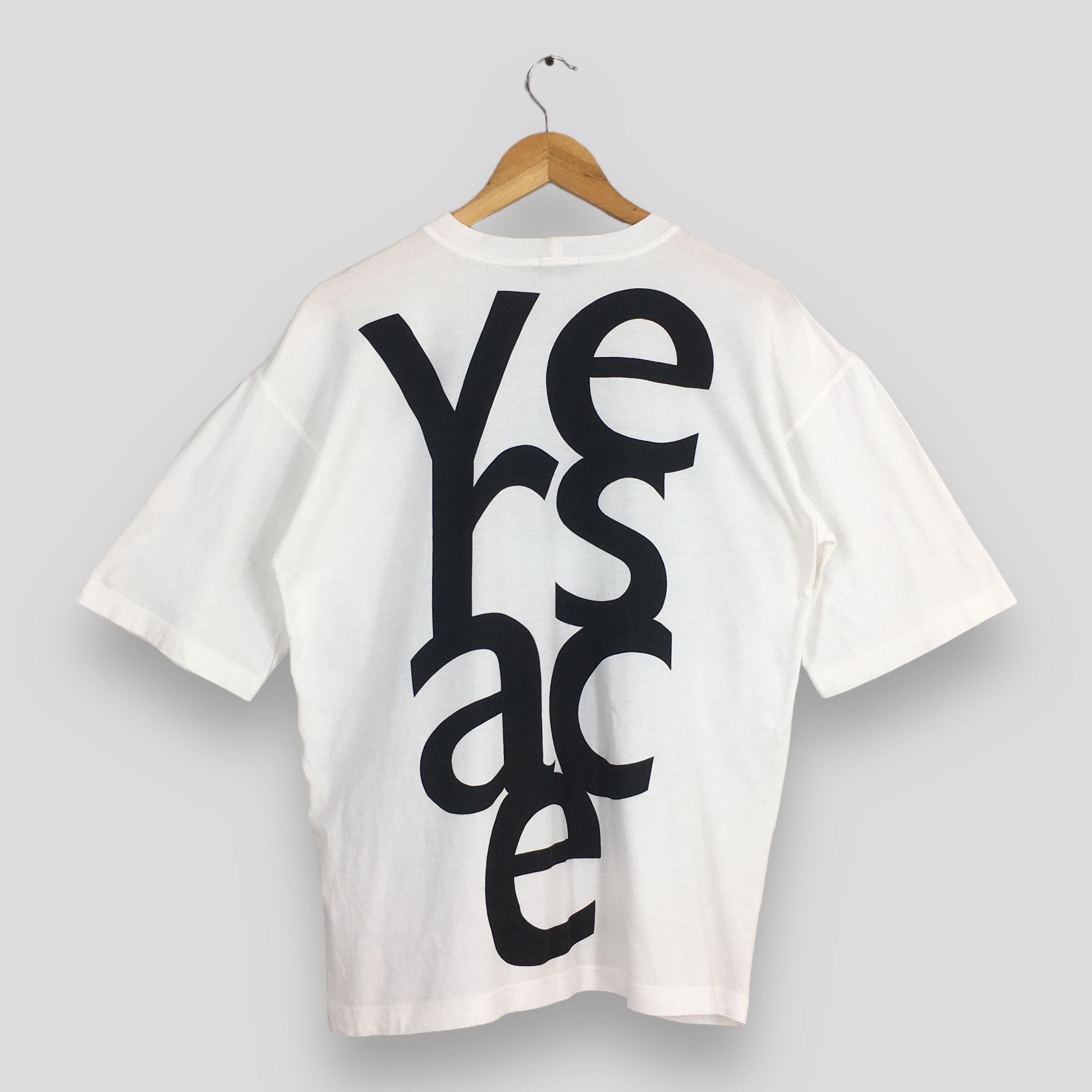 Versace × Versace Jeans Couture × Vintage Vintage Versace Medusa Head White Tshirt Medium Size US M / EU 48-50 / 2 - 7 Thumbnail