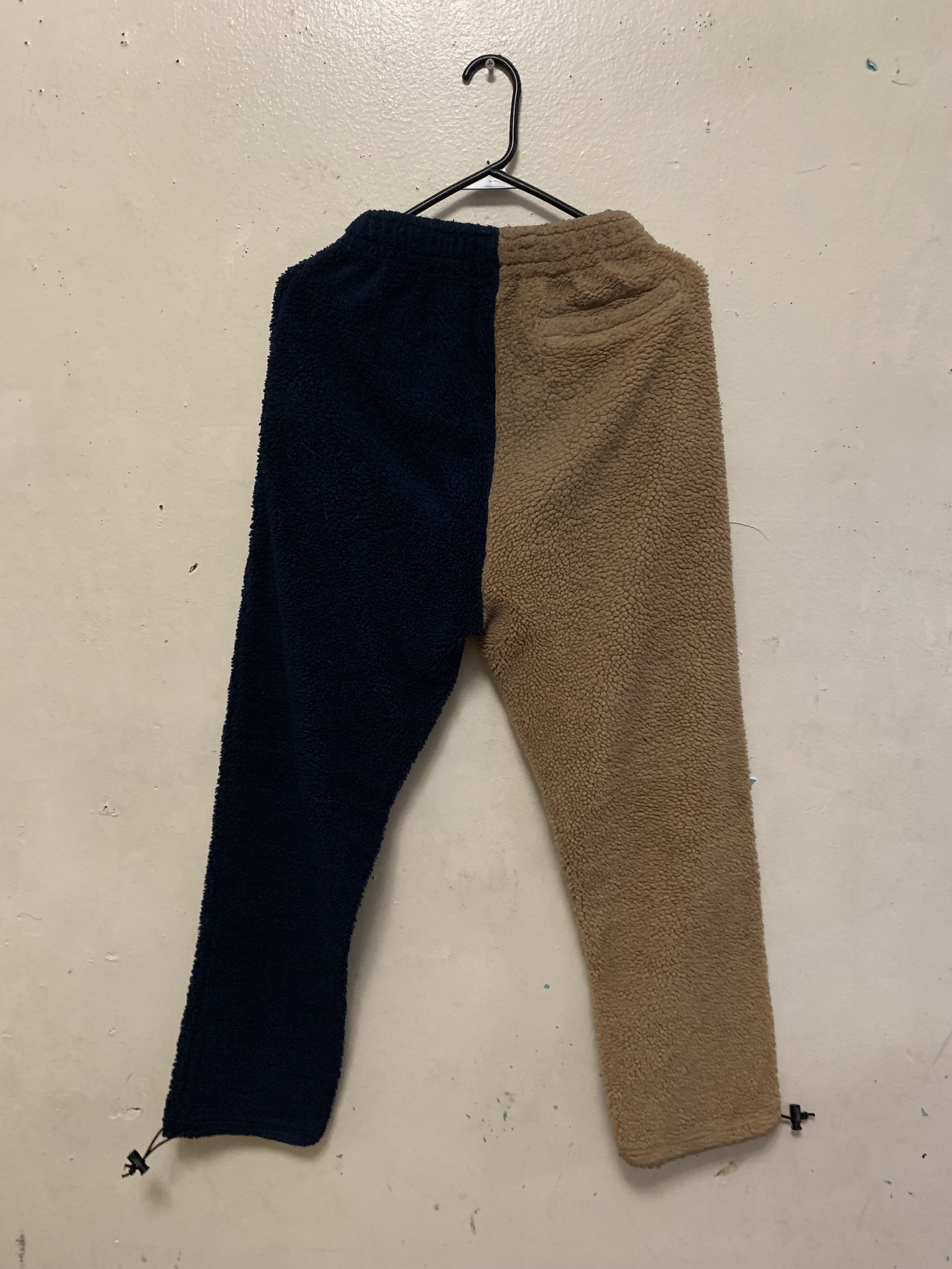 Only NY ONLY NY Tricolor Sherpa Pant ⊛ NVY/GRN/BEIGE ⊛ Gently Worn Size US 29 - 3 Thumbnail