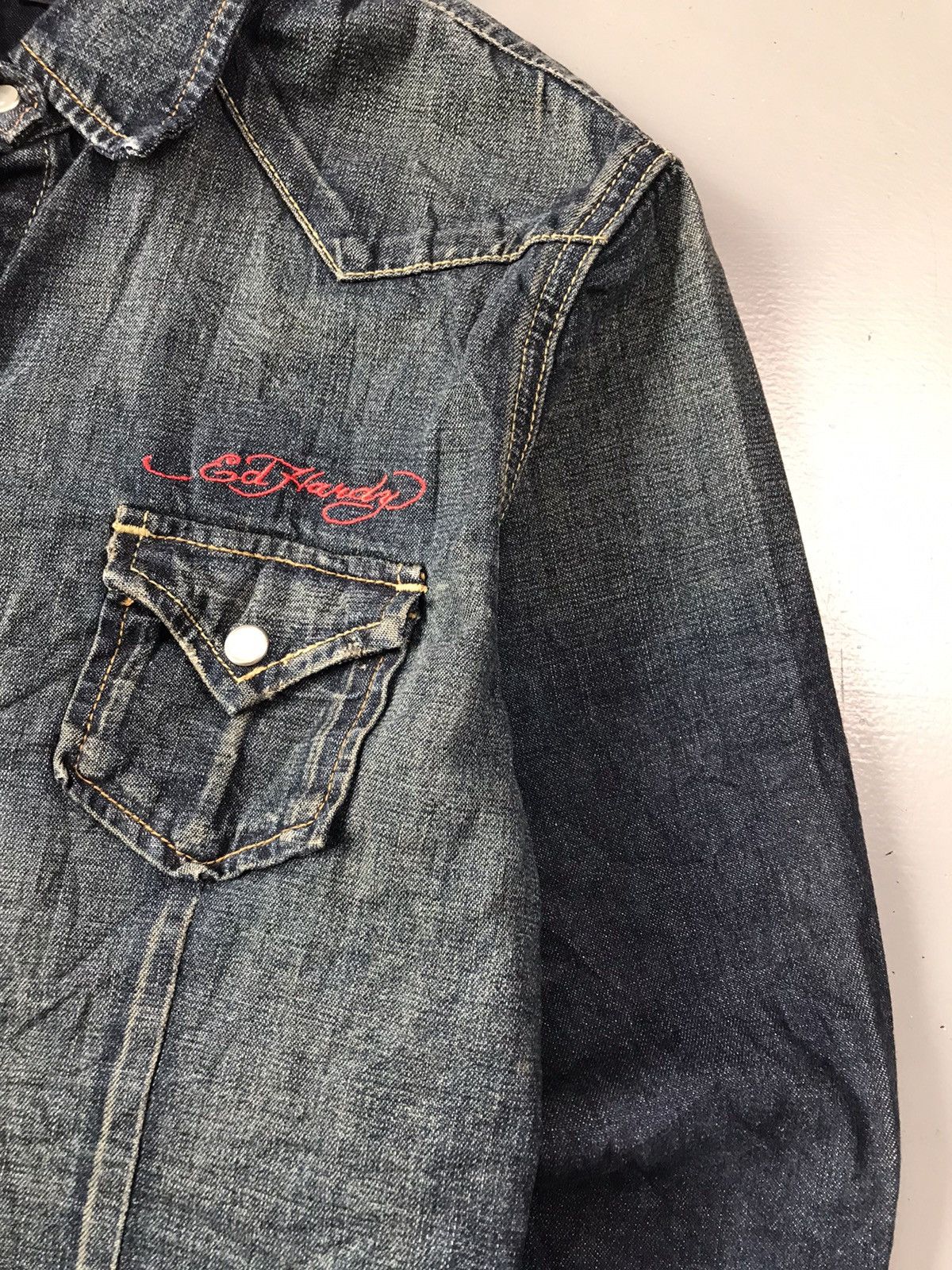 Christian Audigier × Ed Hardy × Vintage Vintage Edhardy true love embroidered denim shirt Size M / US 6-8 / IT 42-44 - 4 Thumbnail