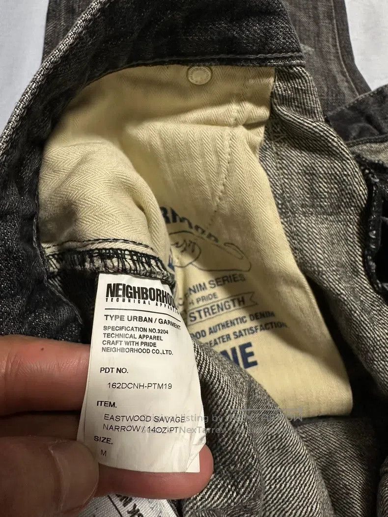 Neighborhood Neighborhood size M Jeans Size US 27 - 4 Thumbnail