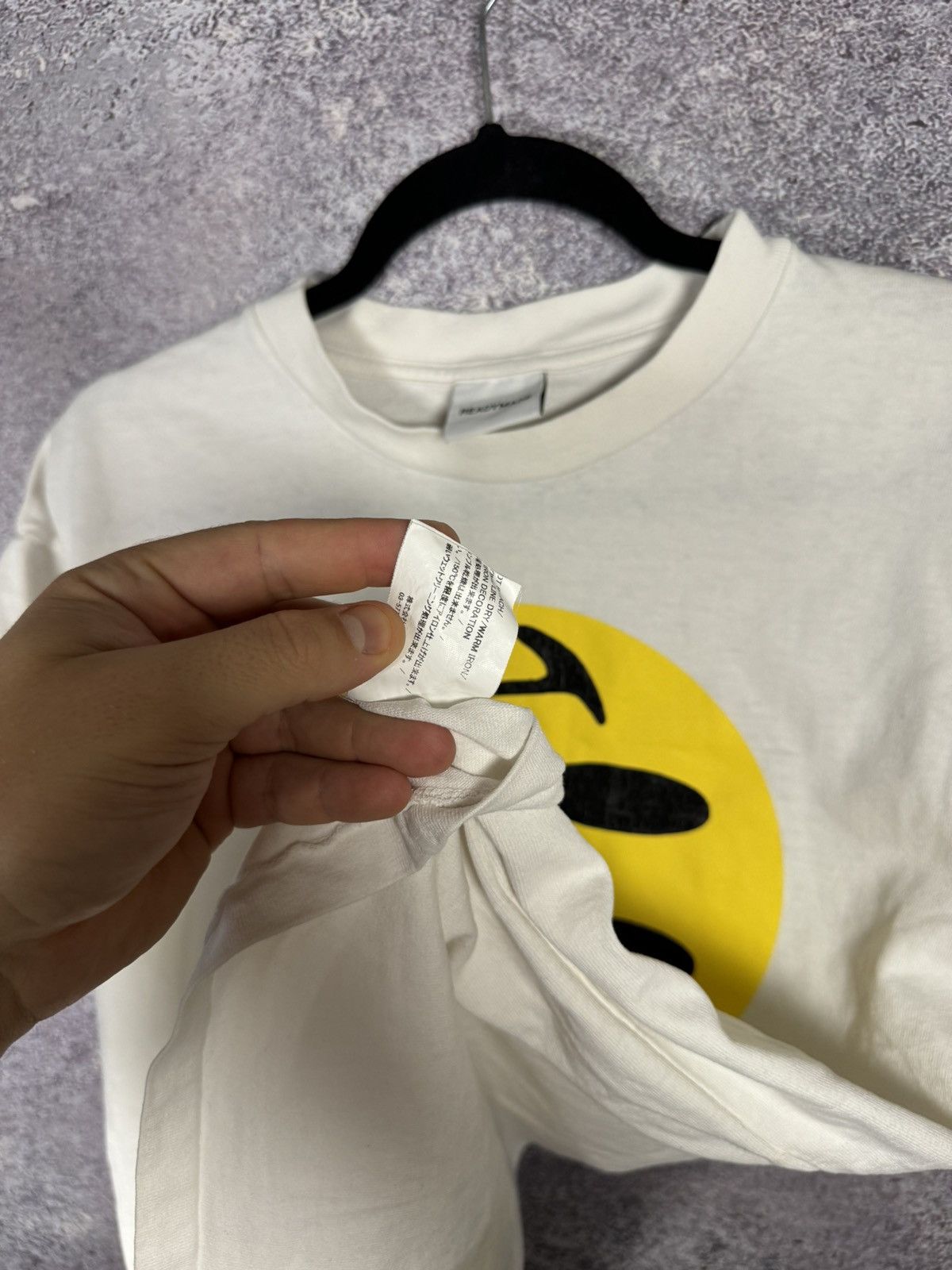 READYMADE READYMADE SMILEY FACE WHITE TEE Size US S / EU 44-46 / 1 - 15 Thumbnail