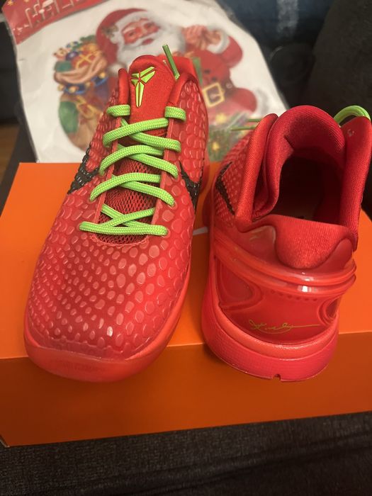 grinches nike