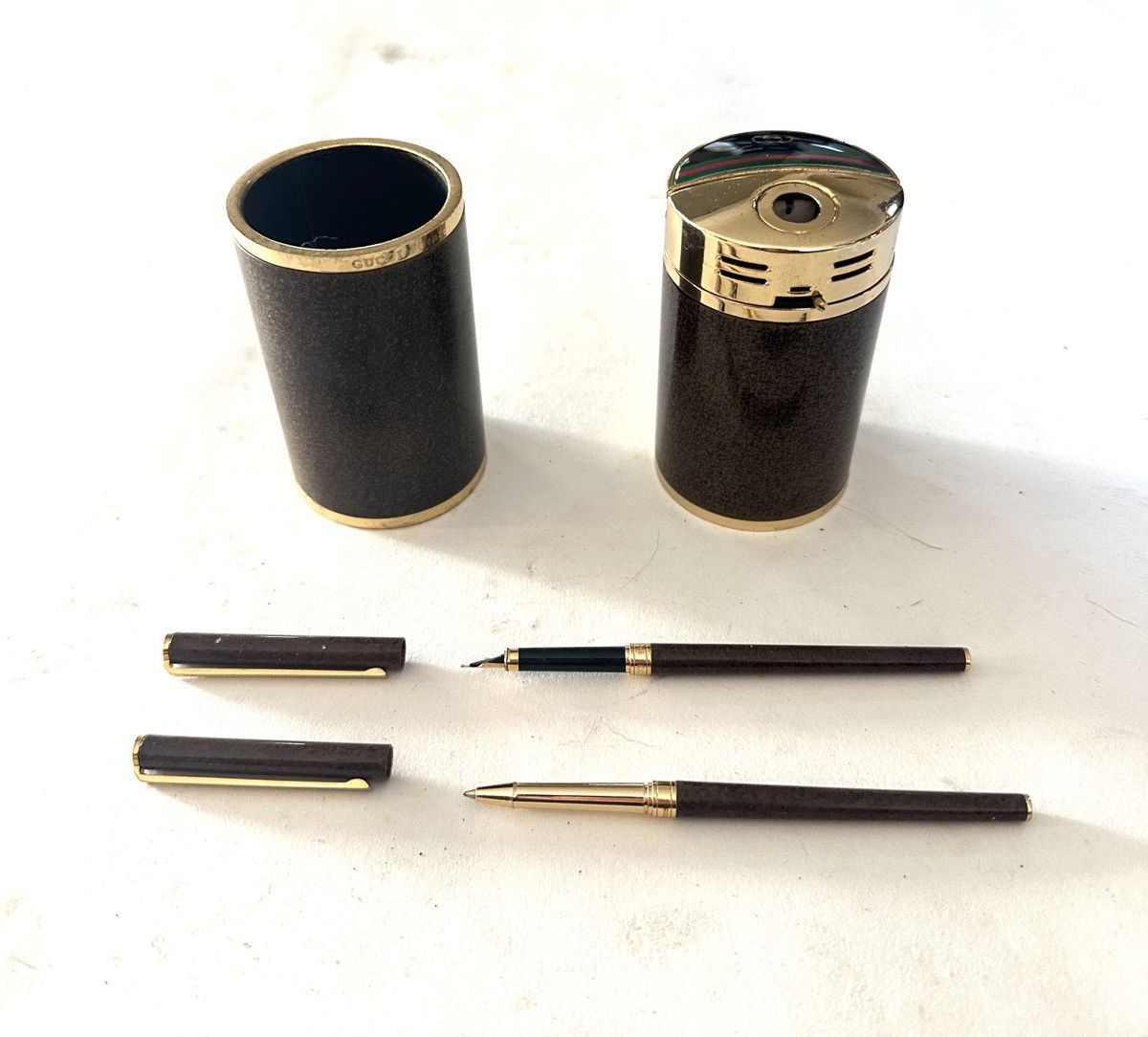 Gucci Vintage GUCCI Lighter, 2 Pens, and Pen Holder Set Size ONE SIZE - 3 Thumbnail
