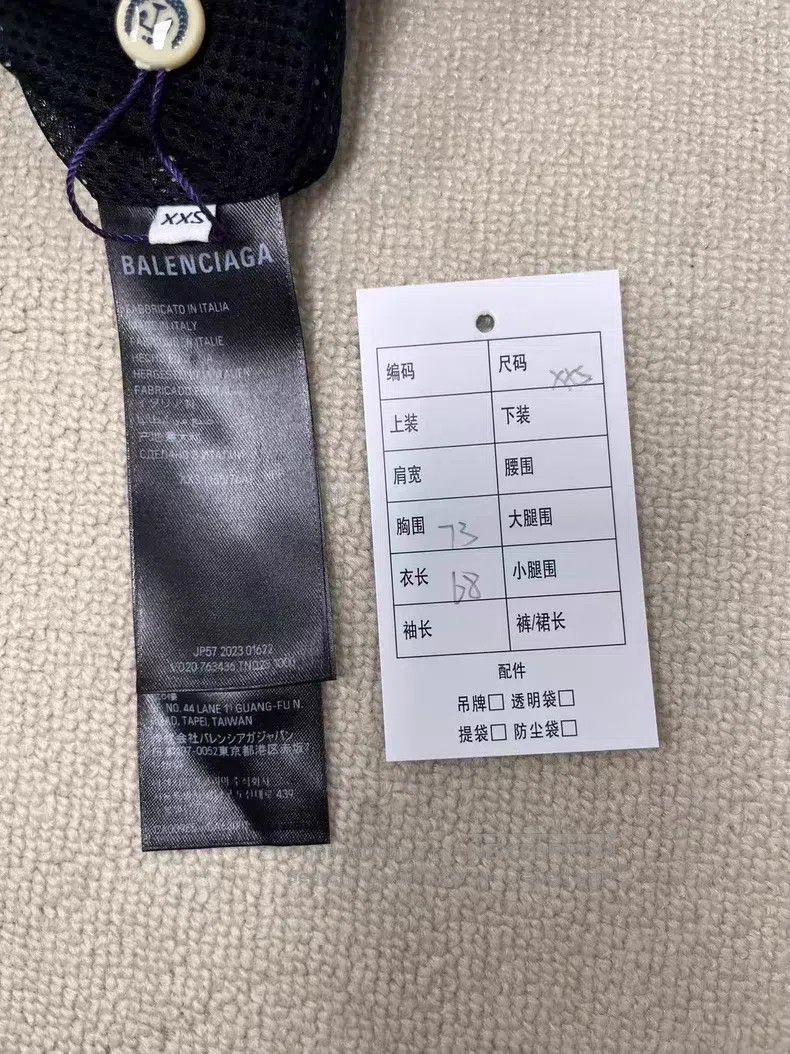 Balenciaga Balenciaga Color Blocked Alphabet Printed Leisure Long Sle Size US XXS / EU 40 - 4 Thumbnail