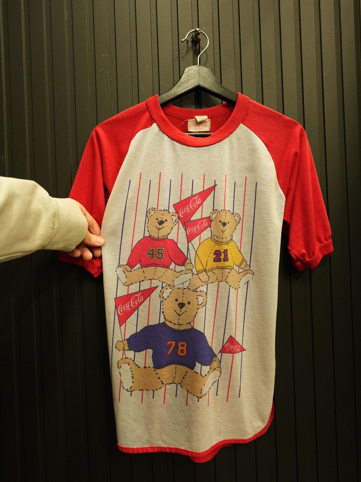 Coca Cola × Vintage Vintage 80s Coca Cola Bears Kids Nightgown Raglan Tee Size US M / EU 48-50 / 2 - 3 Thumbnail