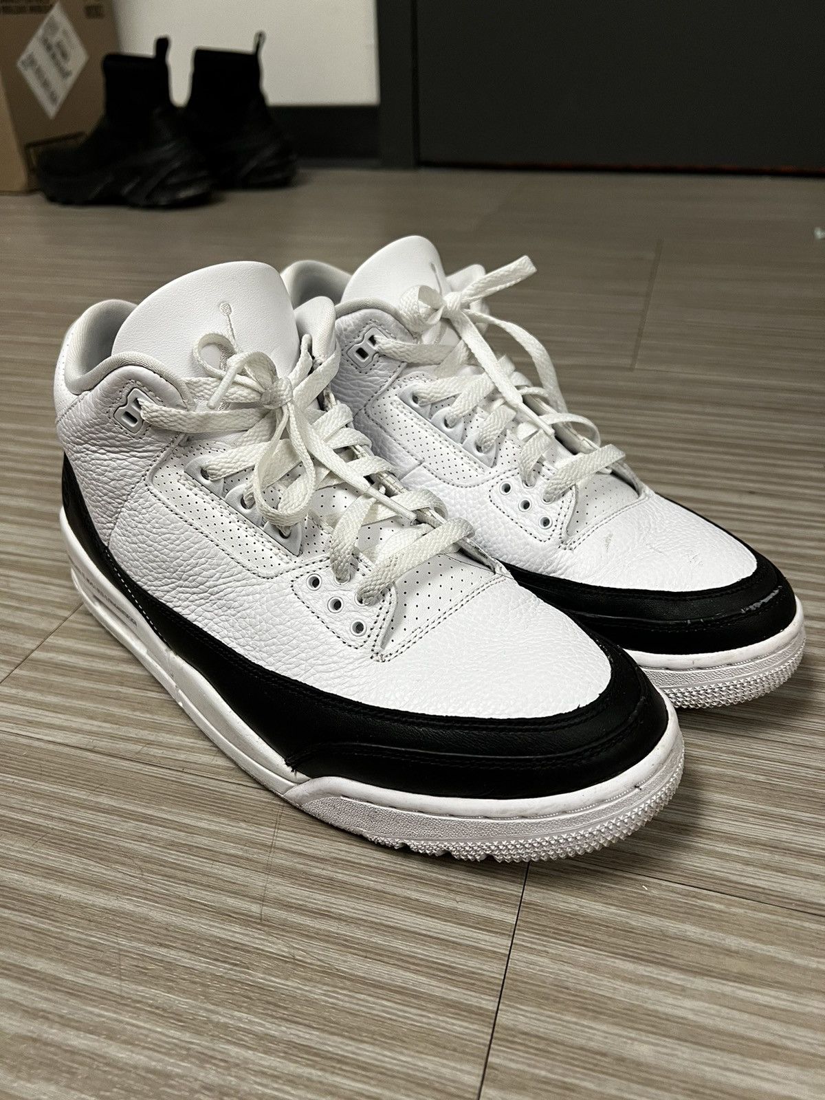 Fragment Design Fragment Air Jordan 3 Size US 10.5 / EU 43-44 - 1 Thumbnail