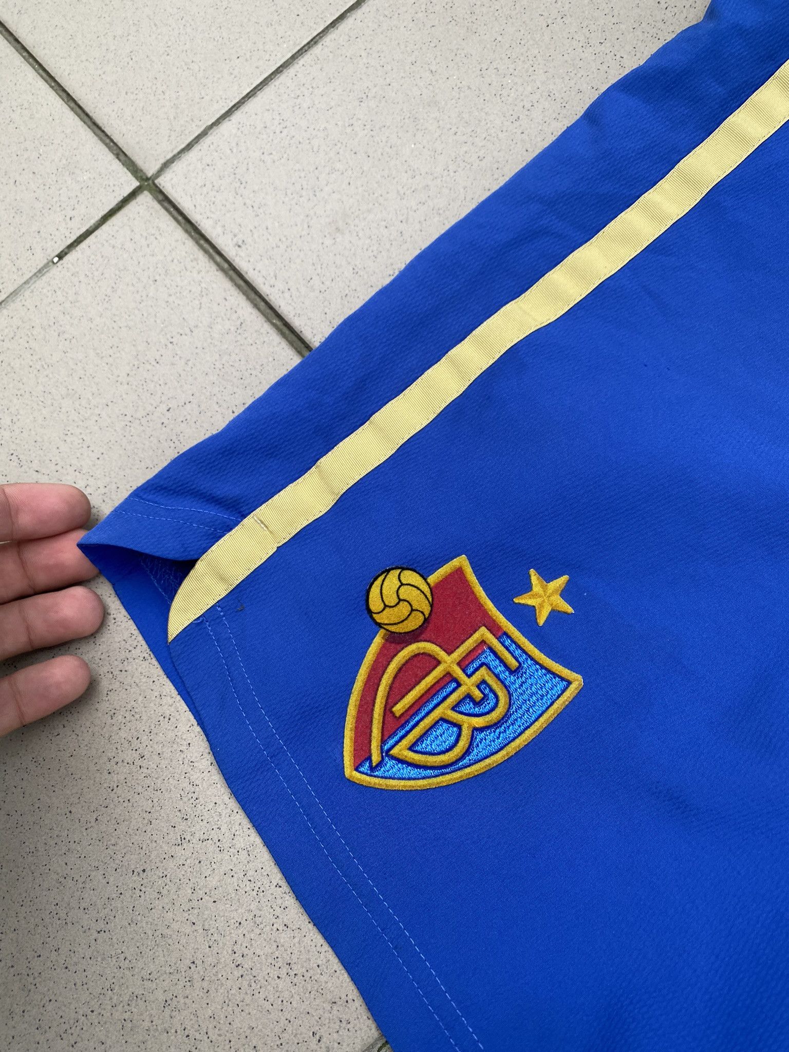 Nike × Vintage Vintage Nike FC Basel Soccer Shorts Football Size US 30 / EU 46 - 3 Thumbnail