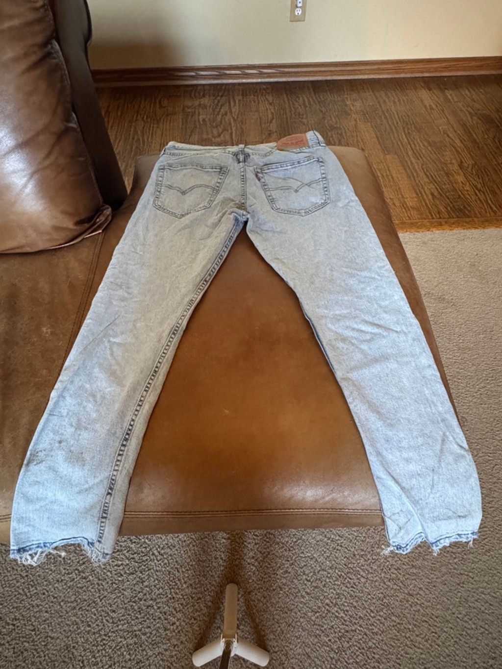 Levi's Vintage Levis Distressed Style Light Blue 32x30 Size US 32 / EU 48 - 2 Thumbnail