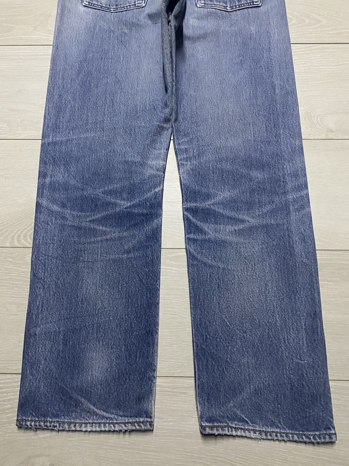 Levi's Vintage Levis 501 ButtonFly Distressed Jeans Size US 31 - 6 Thumbnail