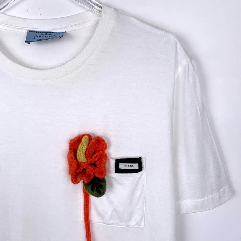Prada Prada 22 logo letter three-dimensional flower decoration ro Size US L / EU 52-54 / 3 - 3 Thumbnail