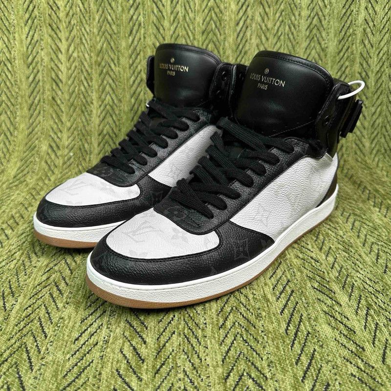 Louis Vuitton Louis Vuitton Rivoli High-Top Fashion Sneakers 0079 Size US 10 / EU 43 - 1 Thumbnail