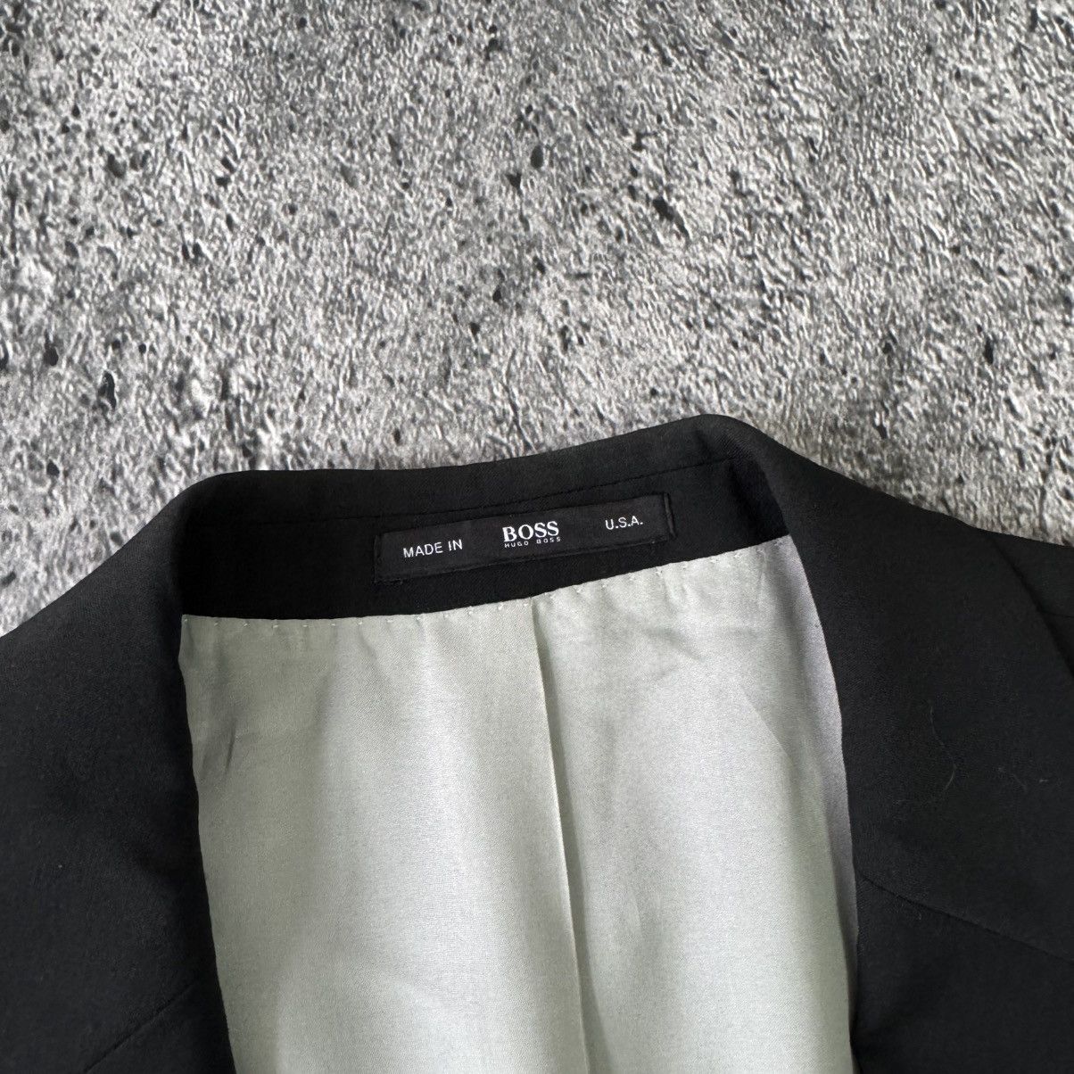 Hugo Boss Blazer Hugo Boss mans size L made in usa Size 42L - 4 Thumbnail