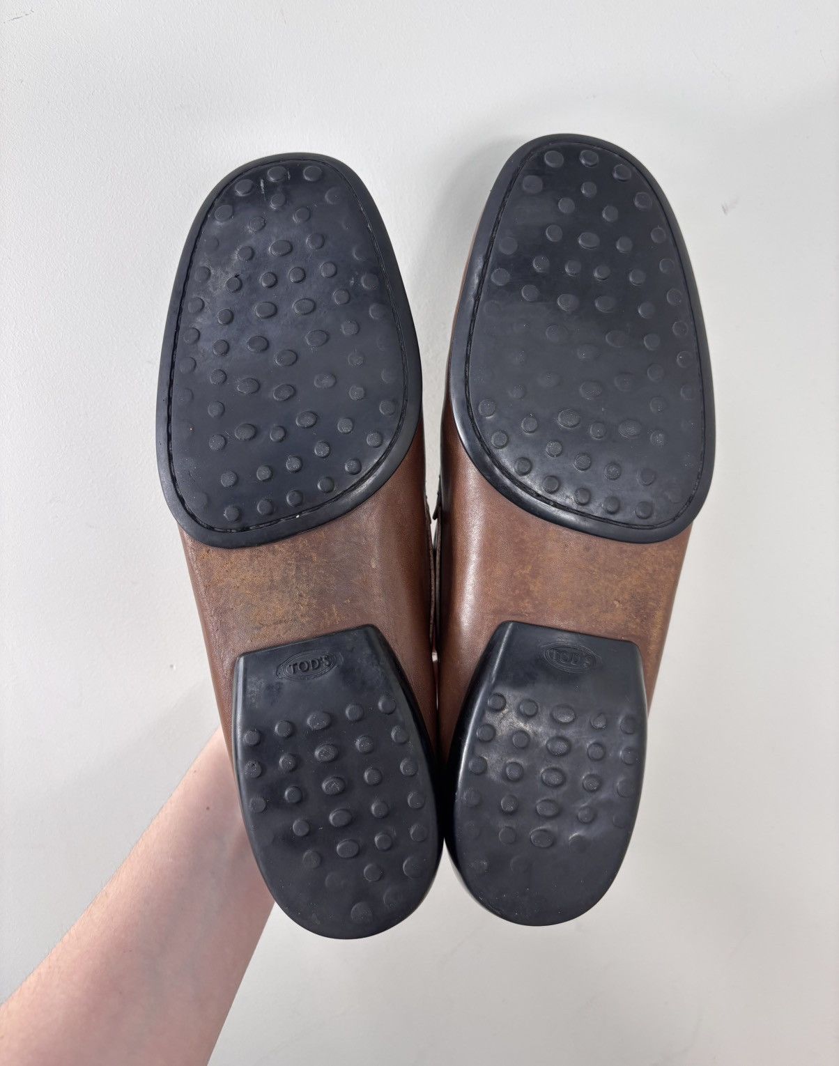 Tod's Tod’s Men’s Brown Leather Gommino Penny Loafers Shoes Size US 9 / EU 42 - 17 Thumbnail
