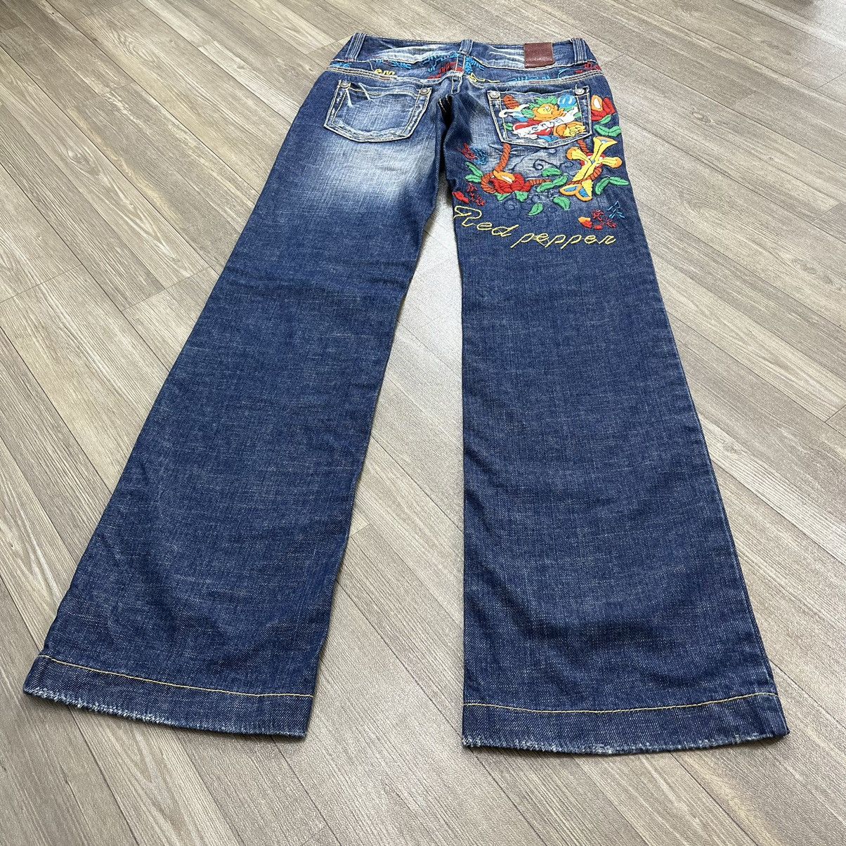 If Six Was Nine × Japanese Brand × Le Grande Bleu (L.G.B.) RedPepper Embroidered Distressed Flared Denim Jeans Bootcut Size 26" / US 2 / IT 38 - 21 Thumbnail