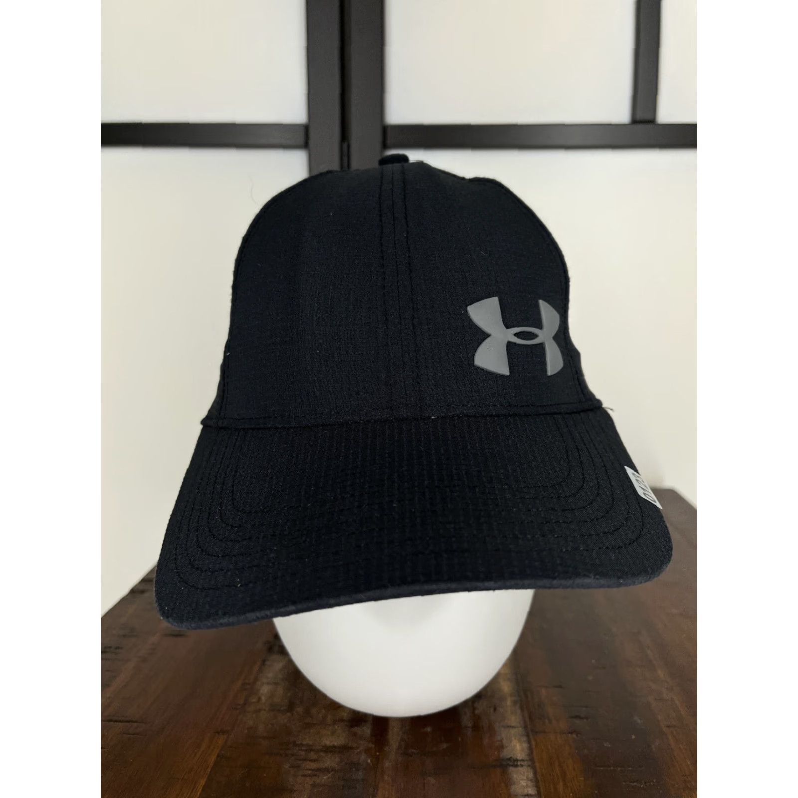 Under Armour Under Armour Hat Cap Fitted Adult XL Black Polyester Outdoors Camp Hike Baseball Cap Men XL Black Outdoor Sports Breathable Lightweight 80s? Size ONE SIZE - 2 Thumbnail