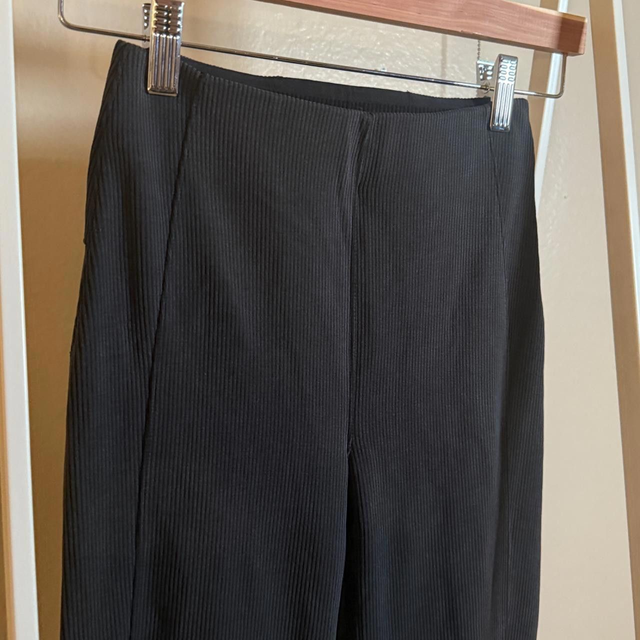 Designer LULULEMON black ribbed zip-flared pants Size 26" / US 2 / IT 38 - 4 Thumbnail