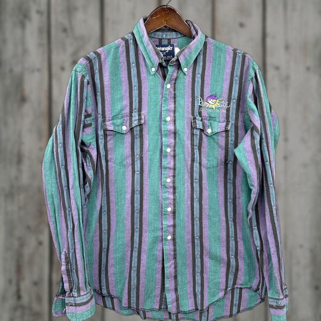 Wrangler Vintage Wrangler Cowboy Shirt Men Size 16.5 Purple Geometric Long Sleeve Button-Up 90s Casual Size US L / EU 52-54 / 3 - 1 Thumbnail