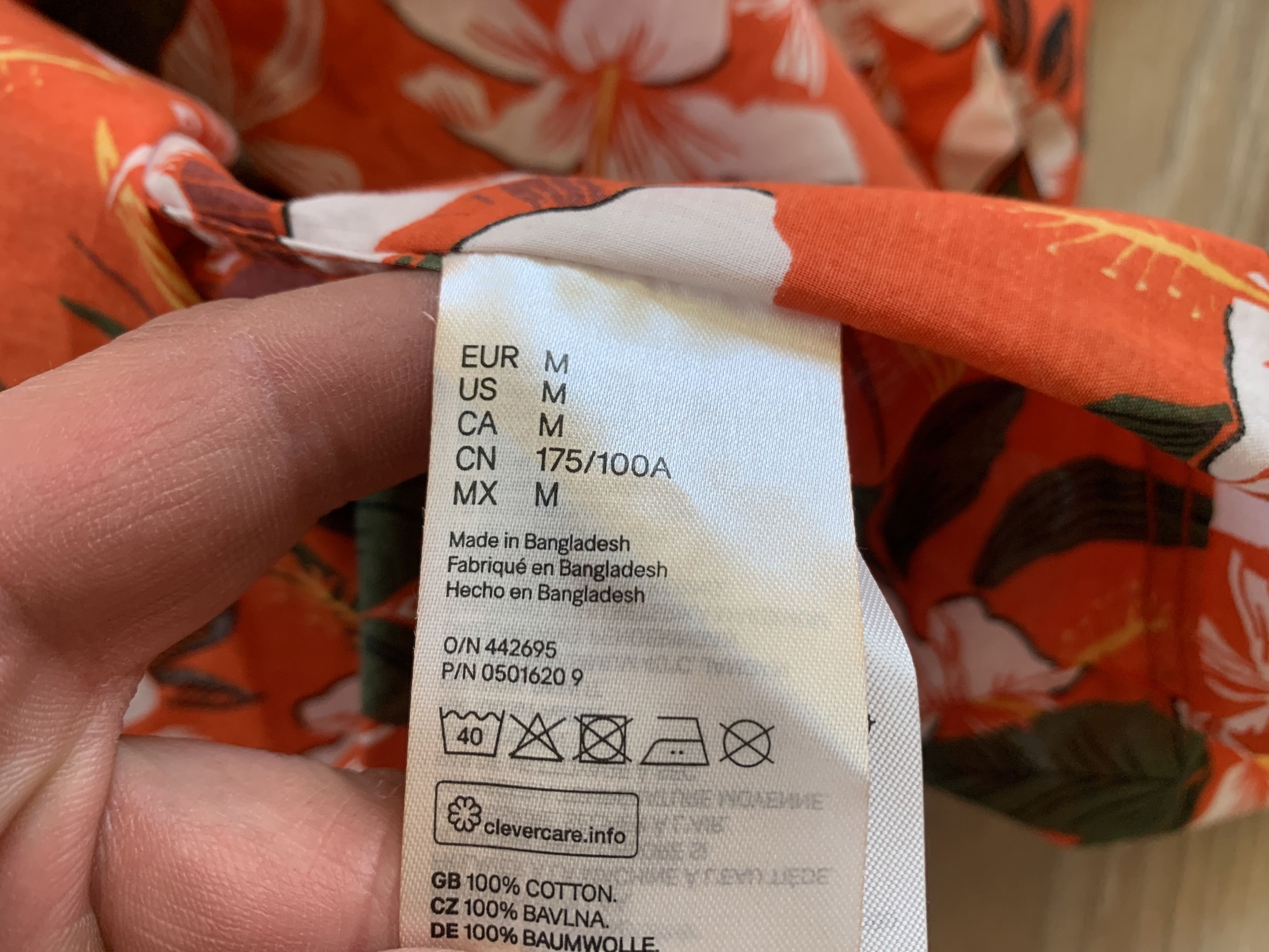 H&M H&M Hawaiian Tropical Floral Flowers Button Up Shirt Size US M / EU 48-50 / 2 - 6 Thumbnail