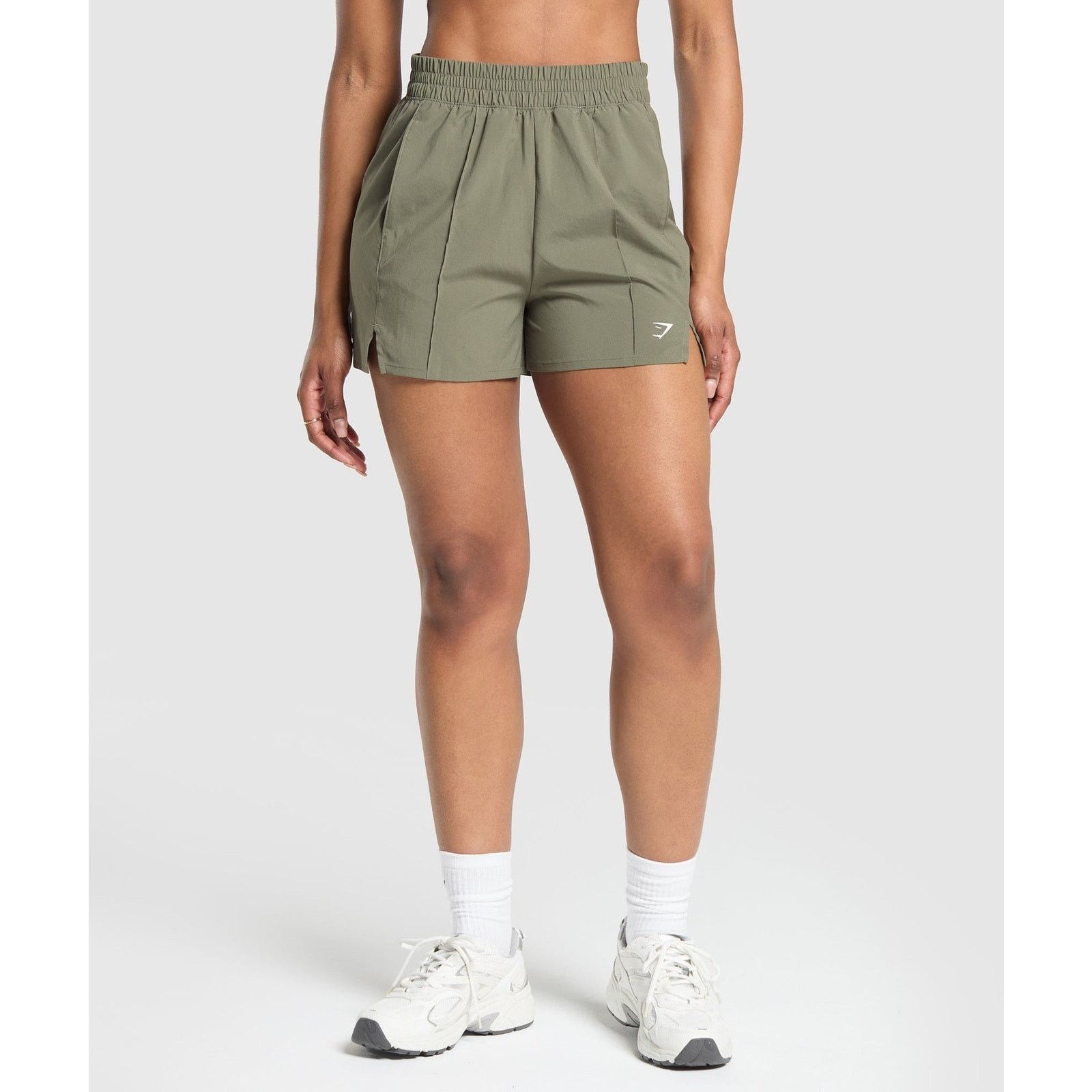 Gymshark Gymshark PINTUCK SHORTS Regular Fit Green L Size 30" / US 8 / IT 44 - 1 Thumbnail