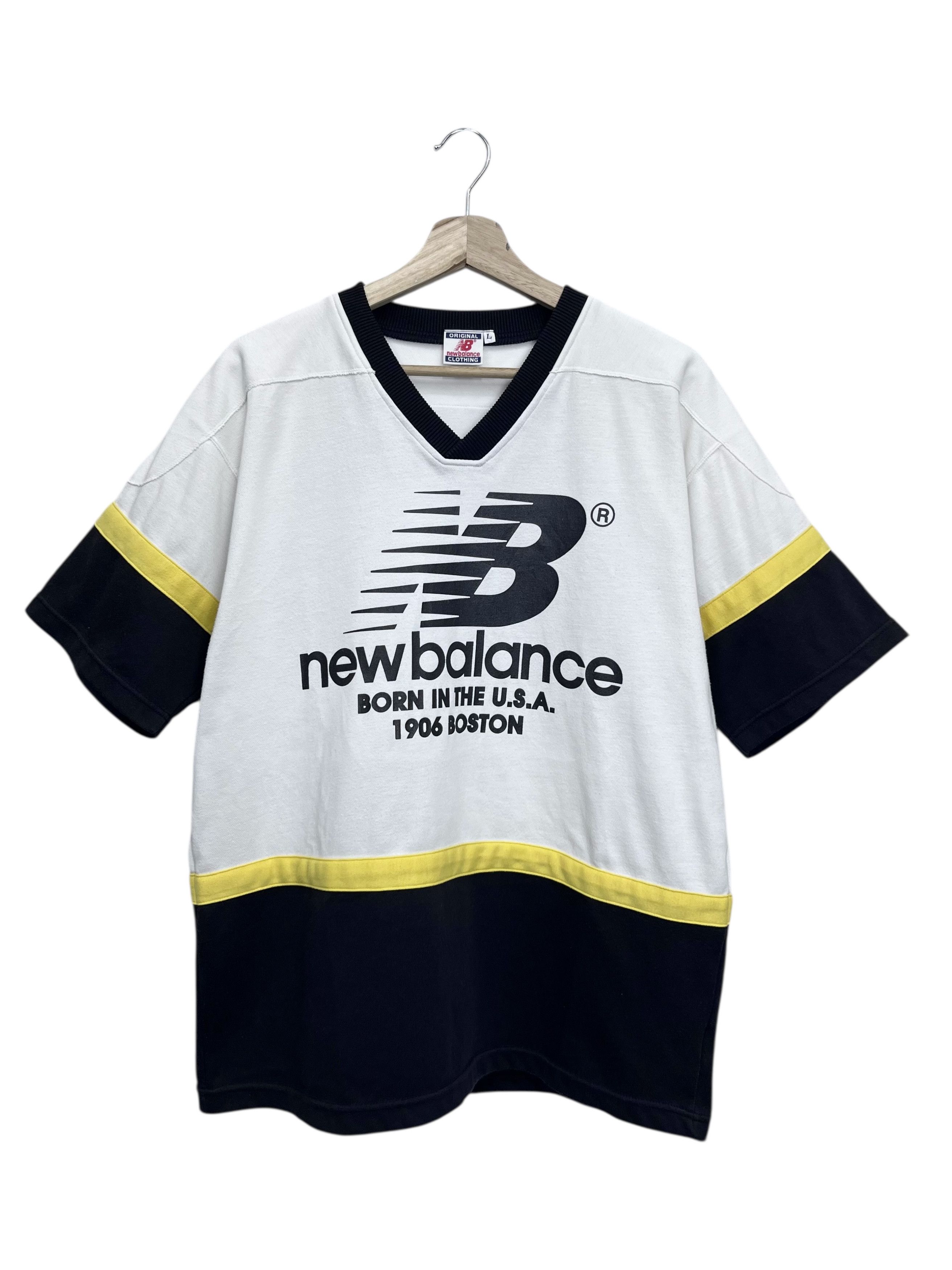 New Balance Vintage NEW BALANCE Big Logo V-neck Split T-Shirt Y2K HipHop Size US M / EU 48-50 / 2 - 1 Thumbnail