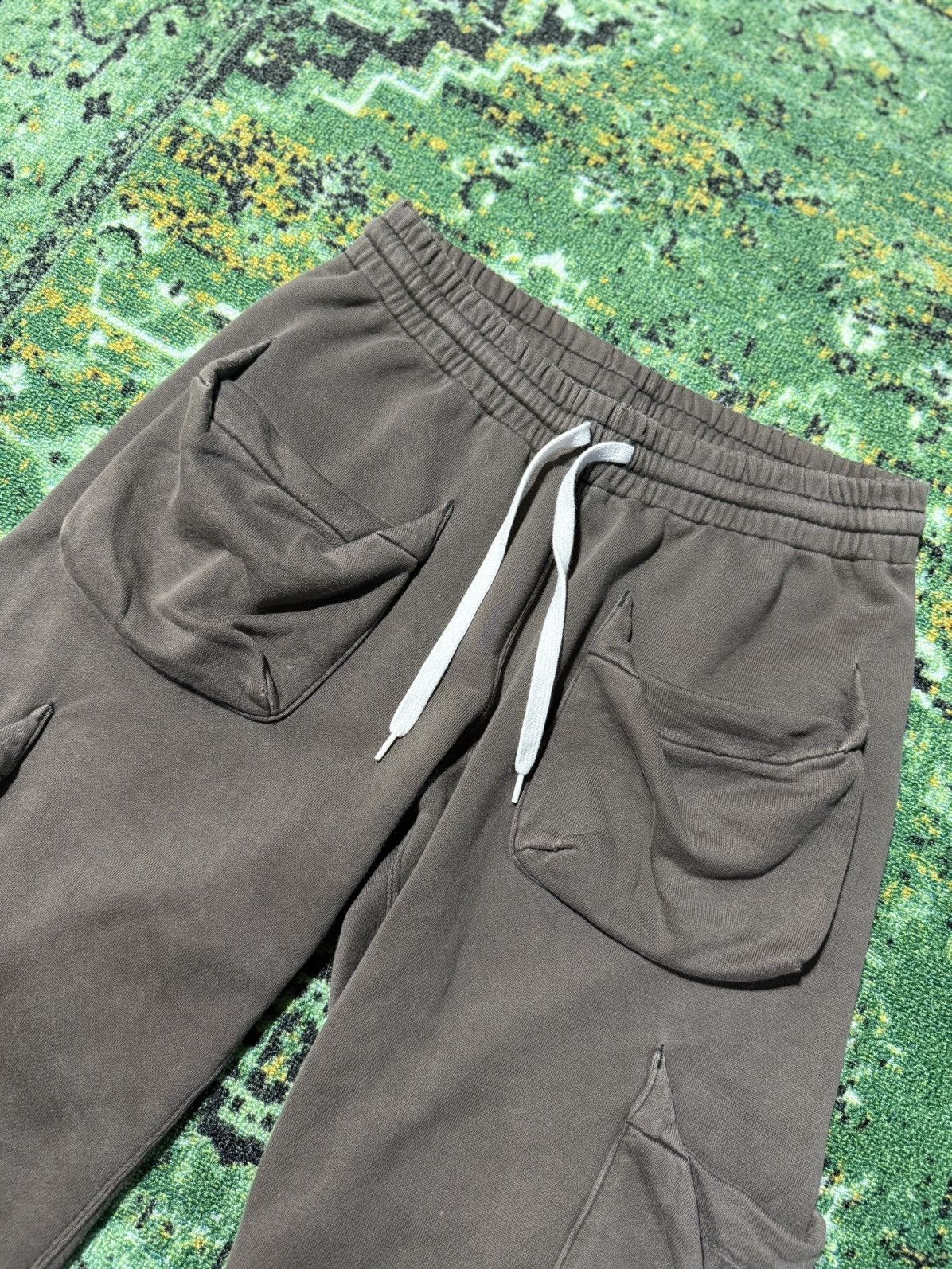 Number (N)ine Number (N)ine SS05 “Nightcrawler” Multi-Pocket Cargo Capris Size US 30 / EU 46 - 5 Thumbnail