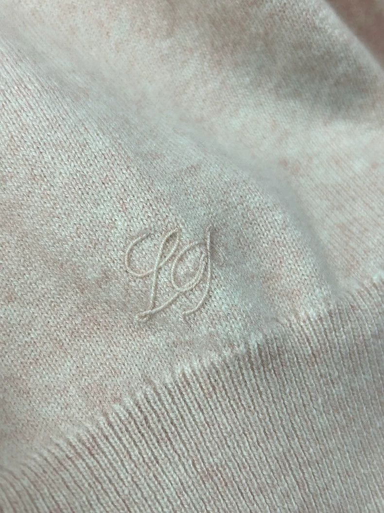 Loro Piana LORO PIANA Pink logo embroidered cashmere sweater Size XS / US 0-2 / IT 36-38 - 4 Thumbnail