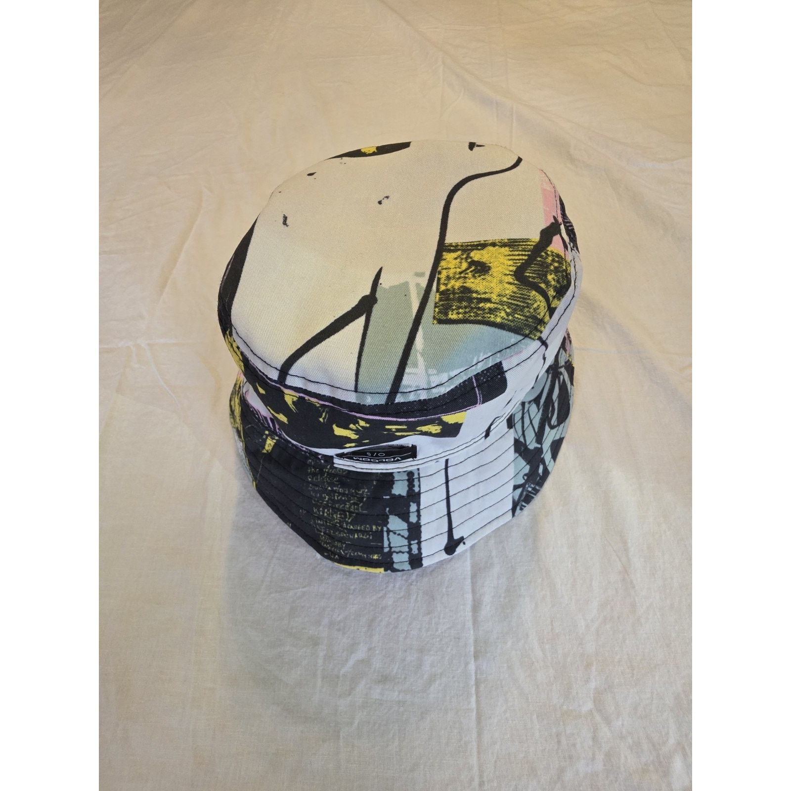 Volcom Volcom Vent Flyer Bucket Hat-Black Reversible Colorful Size ONE SIZE - 4 Thumbnail