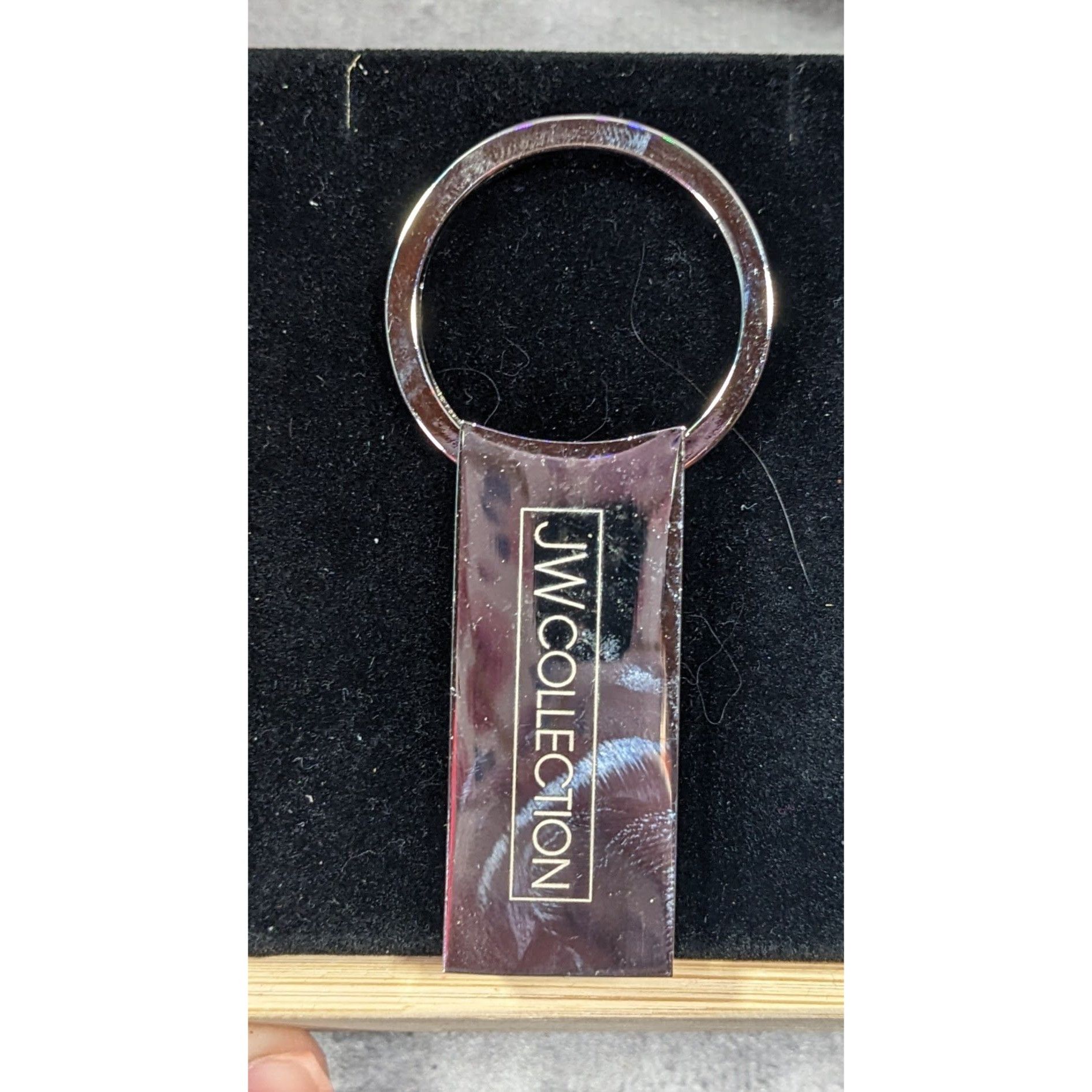Other JW Collection Sleek Bright Silver Tone Keychain Size ONE SIZE - 5 Thumbnail