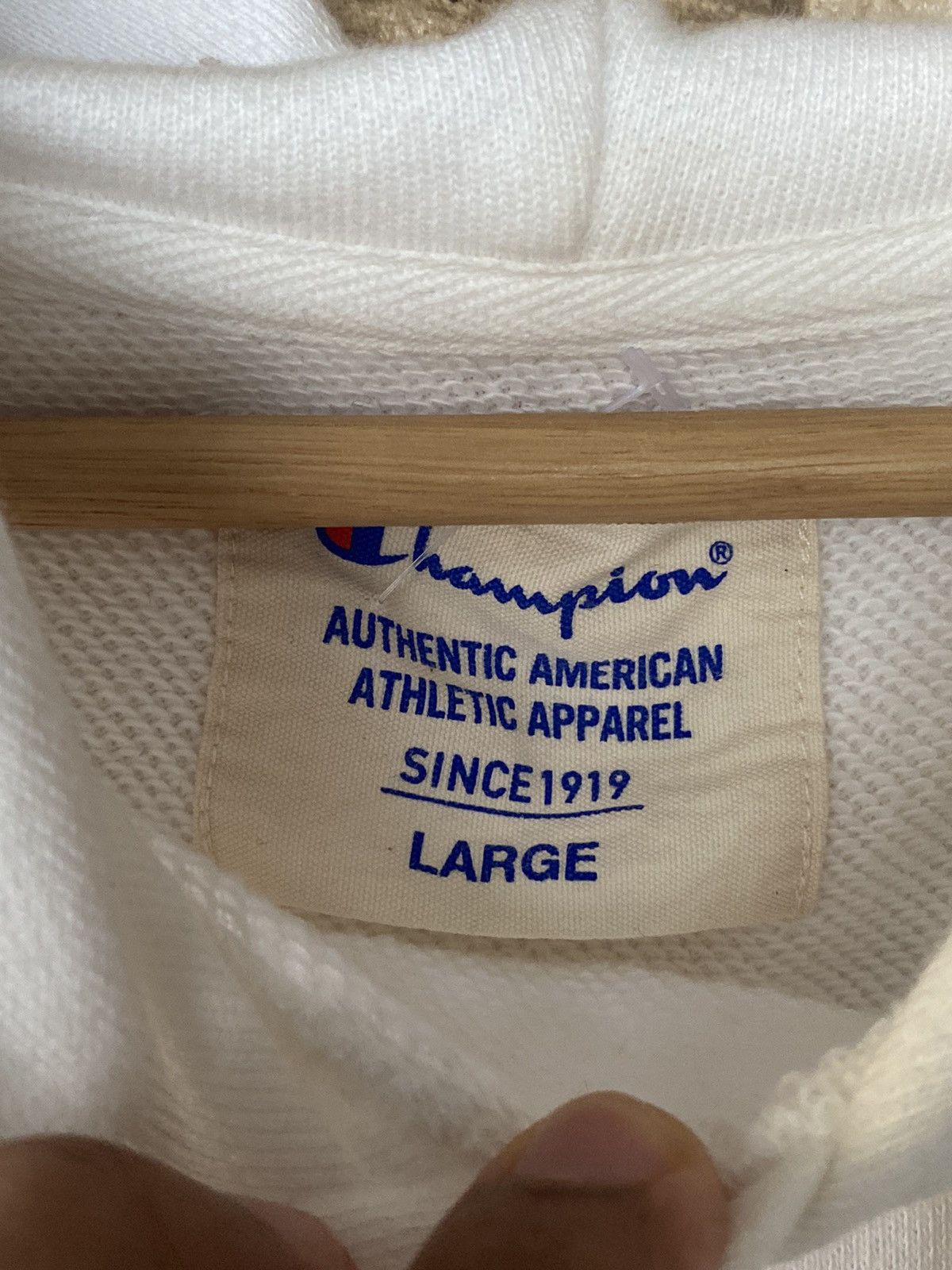 Champion Champion Logo White Pullover Hoodie Sweater Size US L / EU 52-54 / 3 - 4 Thumbnail