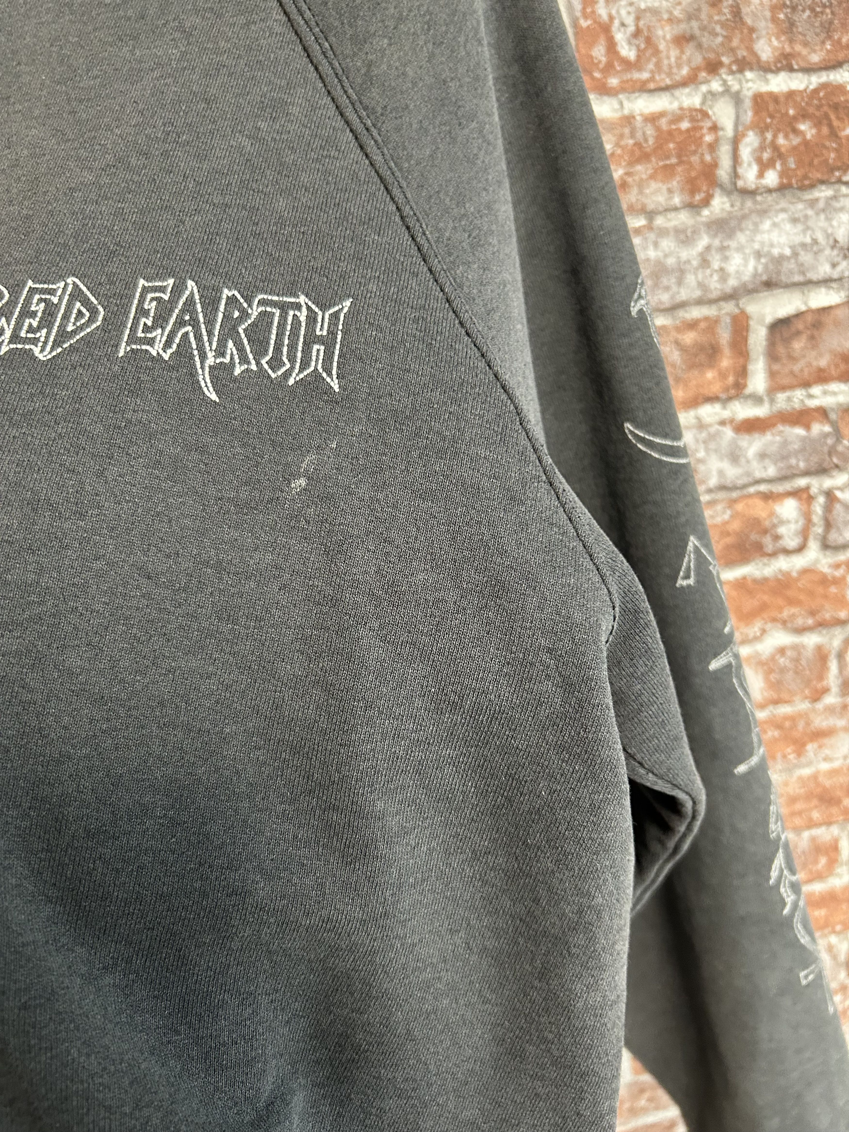 Band Tees Vintage 90s Iced Earth Rock Band Custom Sweatshirt Size US XL / EU 56 / 4 - 15 Thumbnail