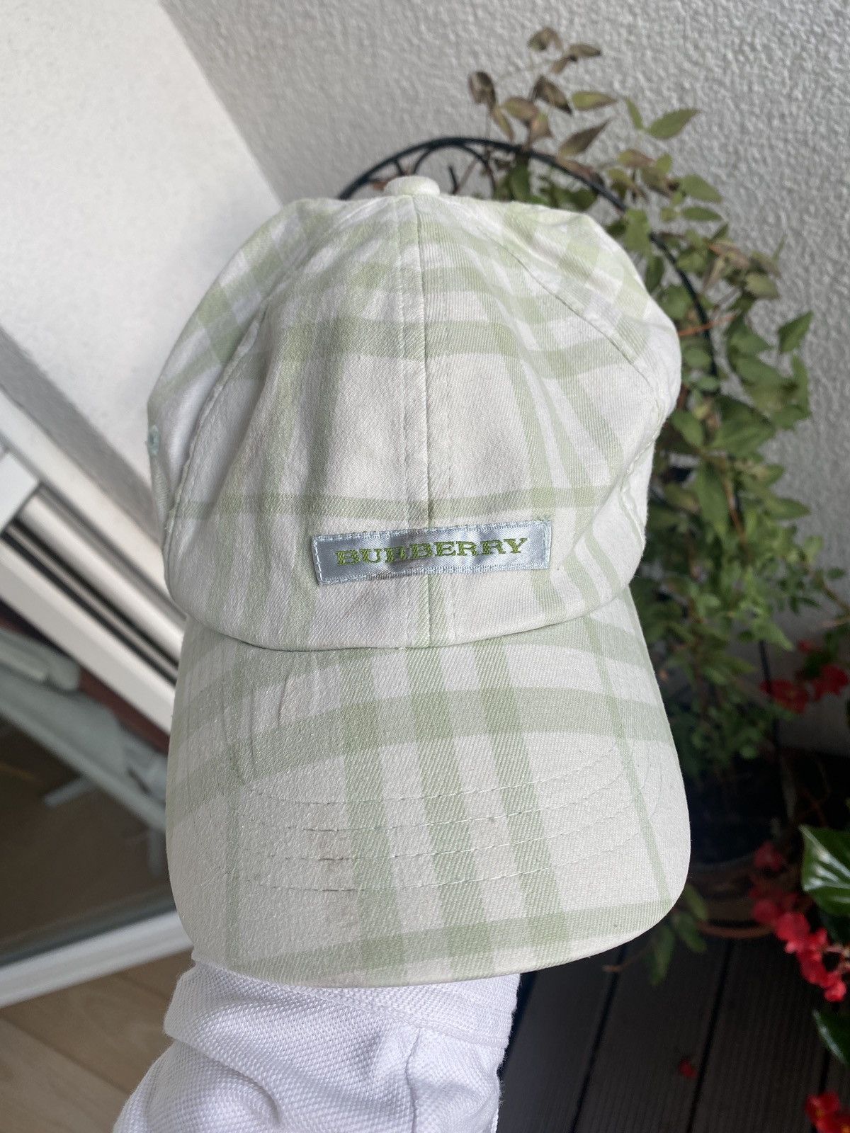 Burberry golf outlet hat