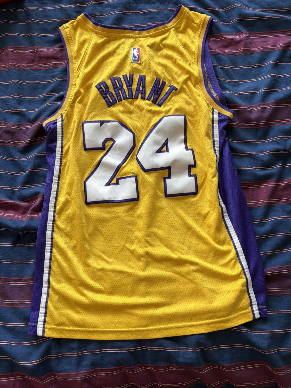 NBA Kobe Lakers Jersey Size US M / EU 48-50 / 2 - 2 Thumbnail