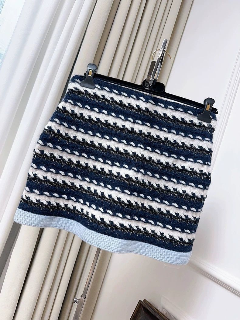 Chanel CHANEL Blue White Stripe Knit Mini Skirt Size 28" / US 6 / IT 42 - 2 Thumbnail