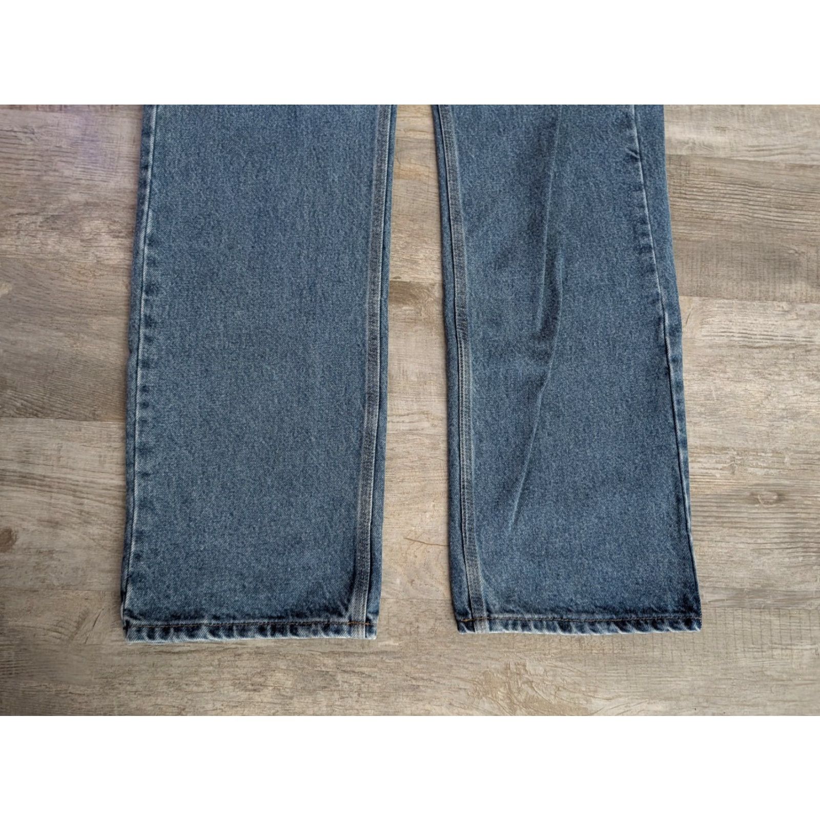 Carhartt VINTAGE Carhartt Jeans 32X32 Mens 5-Pocket Denim Straight Workwear Blue Logo Distressed Size US 32 / EU 48 - 2 Thumbnail