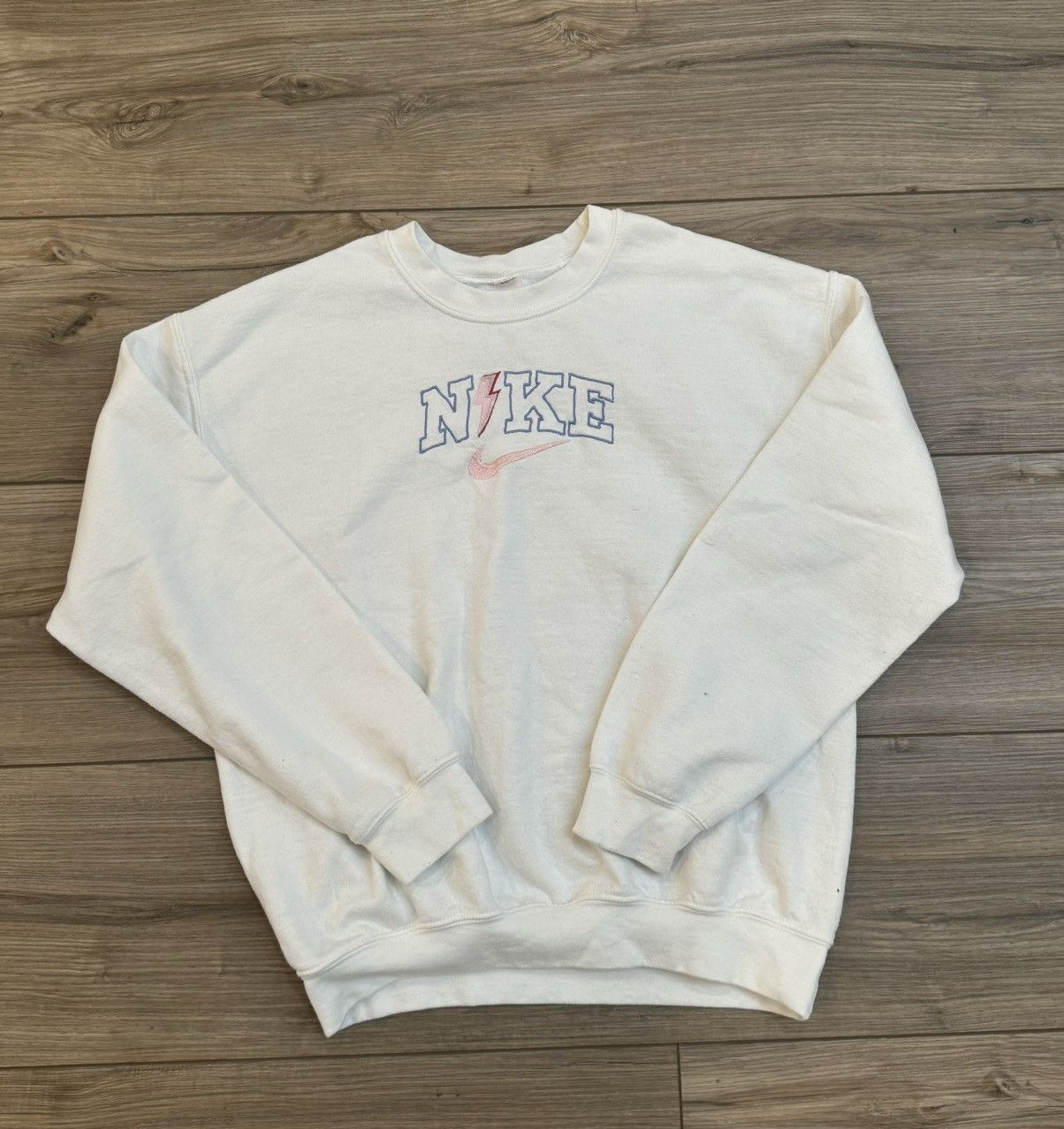 Nike × Vintage Vintage Nike bootleg crewneck Size US L / EU 52-54 / 3 - 1 Thumbnail