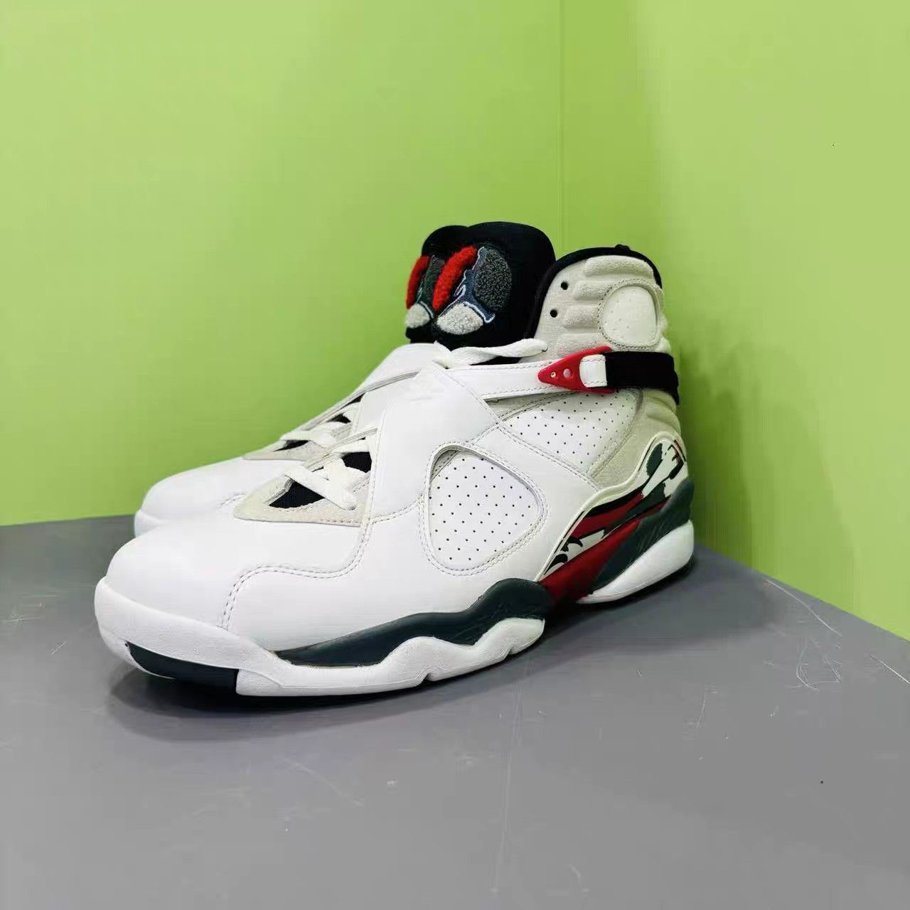 Jordan Brand Air Jordan 8 Bugs Bunny Playoffs K15 Size US 11.5 / EU 44-45 - 1 Thumbnail