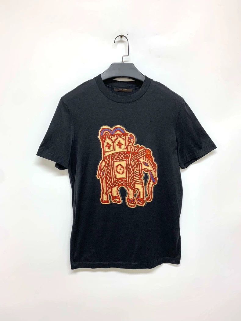 Louis Vuitton Black Elephant Embroidered T-shirt - dmc