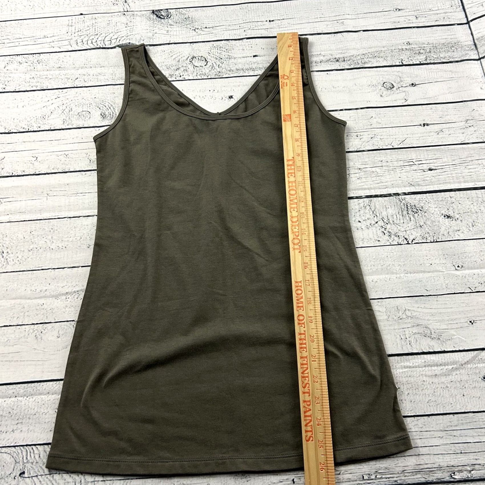 Olive Neon Buddha Sleeveless Yoga Tank Top Women's XS Olive Green Shirt Casual Size XS / US 0-2 / IT 36-38 - 2 Thumbnail
