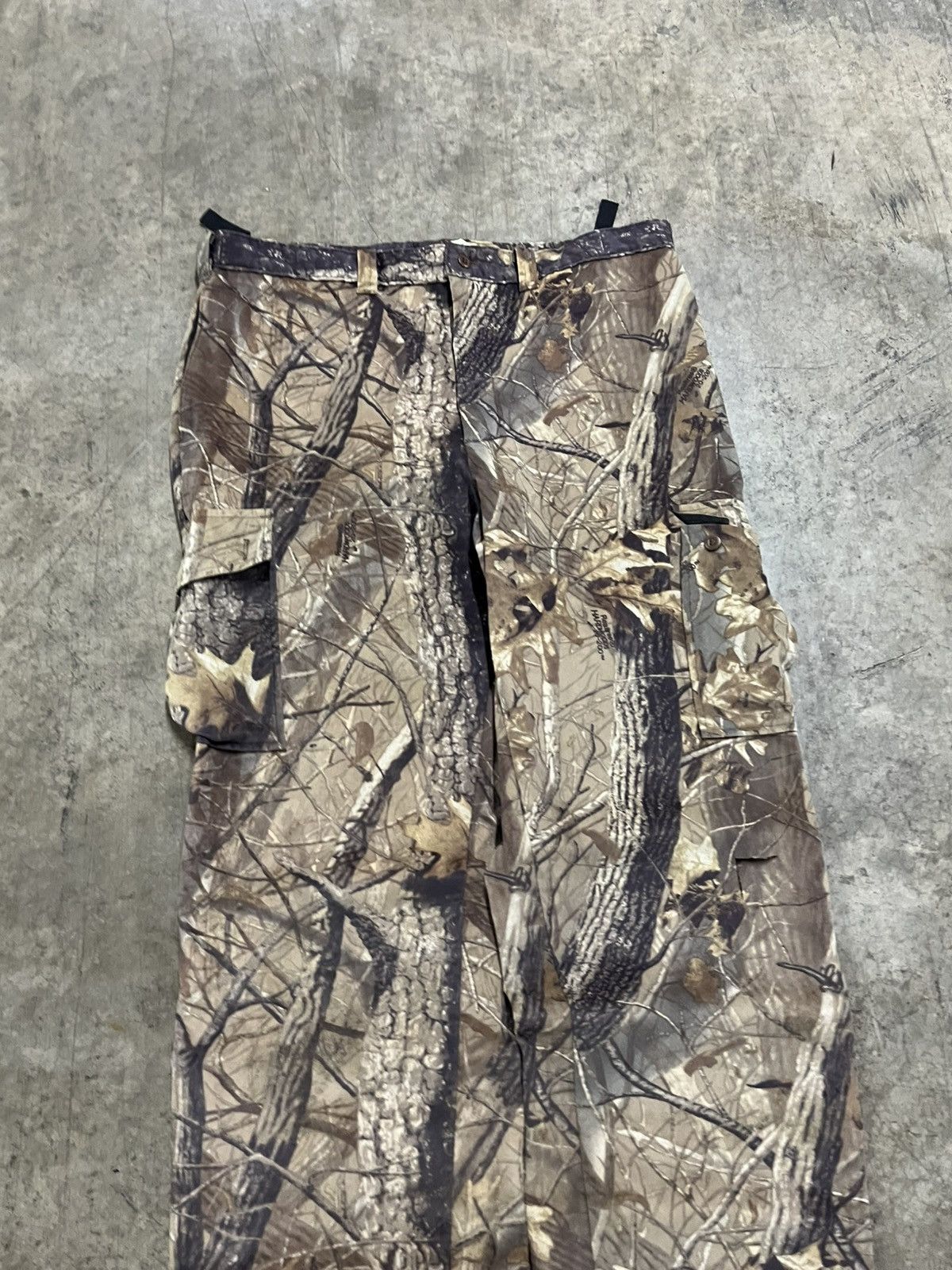 Realtree × Vintage Realtree camo baggy fit cargo pants streetwear hype Size US 38 / EU 54 - 5 Thumbnail