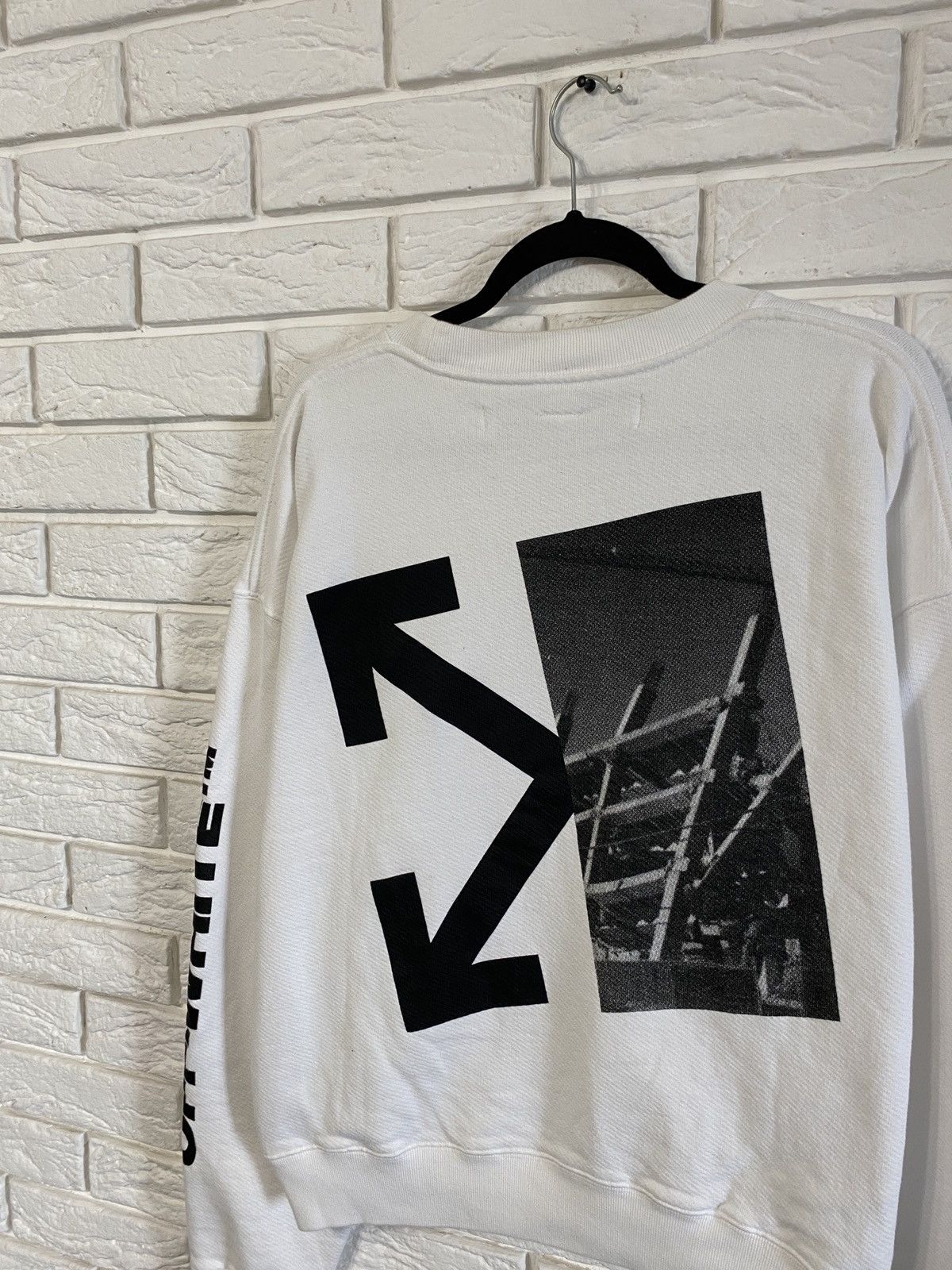Off-White Off-White Split Halftone Arrows Oversized Crew Sweatshirt Size US L / EU 52-54 / 3 - 8 Thumbnail