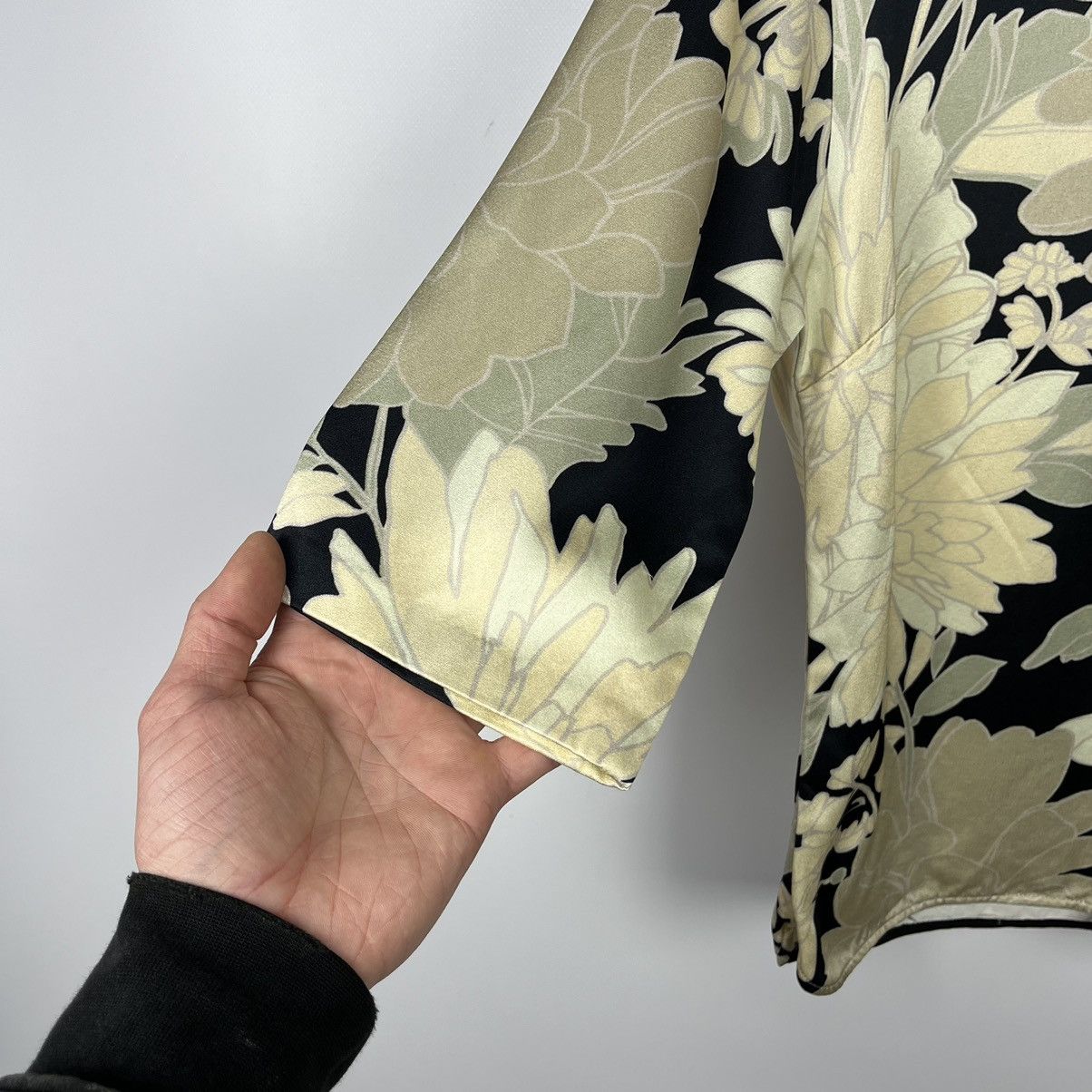 Dries Van Noten Designer Dries Van Nothen ladies floral blouse Size S / US 4 / IT 40 - 7 Thumbnail