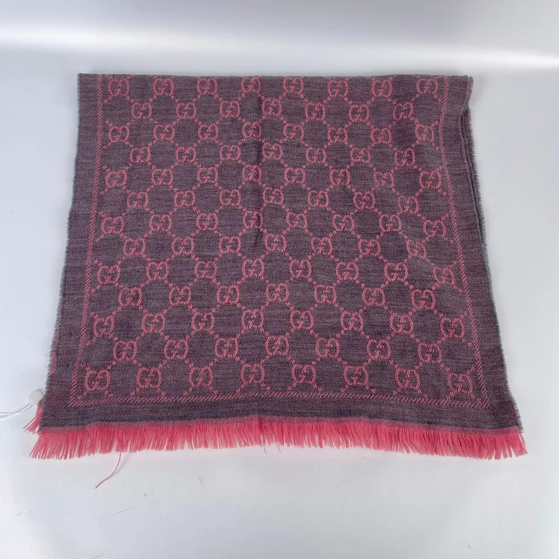 Gucci Gucci All-Over Print Wool Scarf Size ONE SIZE - 1 Thumbnail