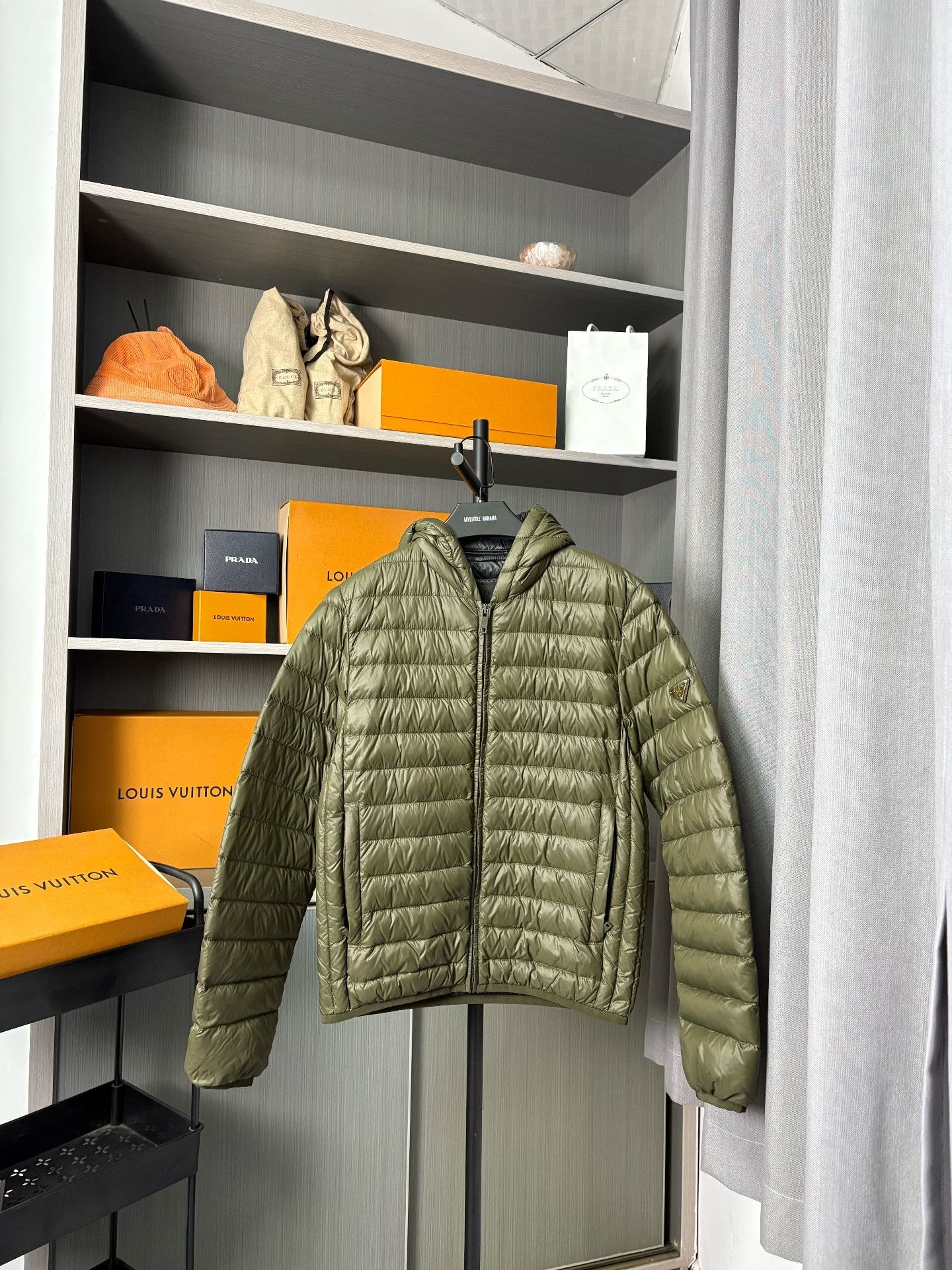 Prada Prada Down Gold Heavy Coat 46 Men Size US L / EU 52-54 / 3 - 1 Thumbnail