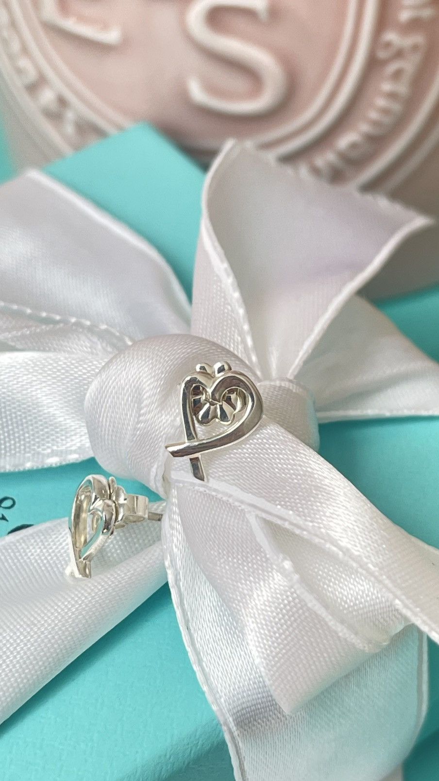 Tiffany & Co. Tiffany Paloma Picasso Loving Heart Earrings Silver NEW $525 Size ONE SIZE - 5 Thumbnail