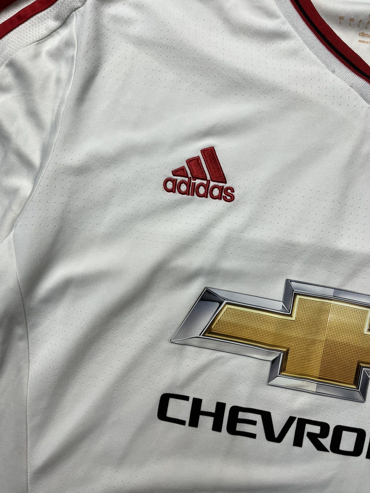 Nike Adult Adidas Manchester United Jersey 2015\16 Size US L / EU 52-54 / 3 - 7 Thumbnail