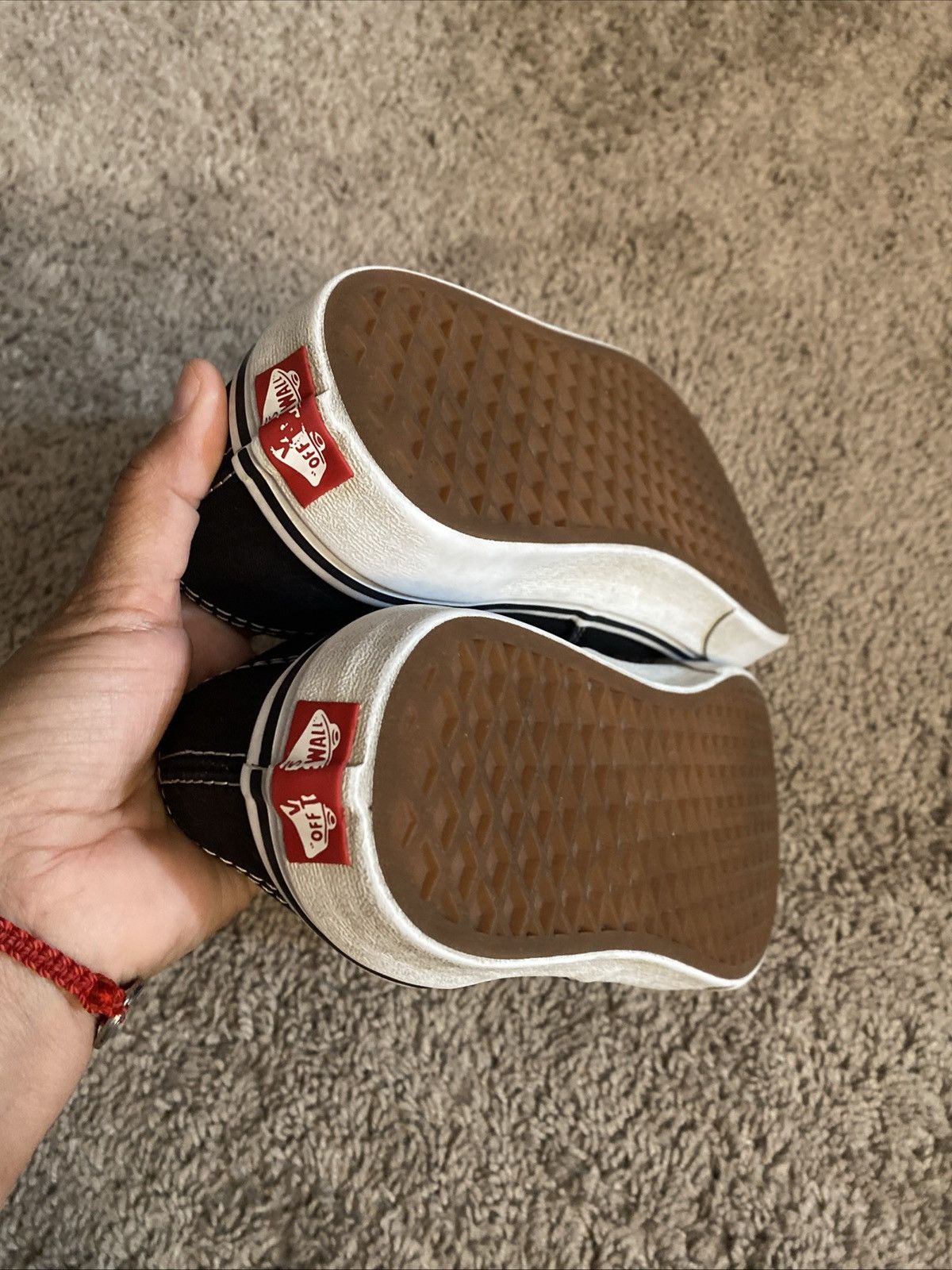 Vans Unisex Vans Off The wall Sk8 low Sneakers size 9.5M/ 11W Size US 9.5 / EU 42-43 - 11 Thumbnail