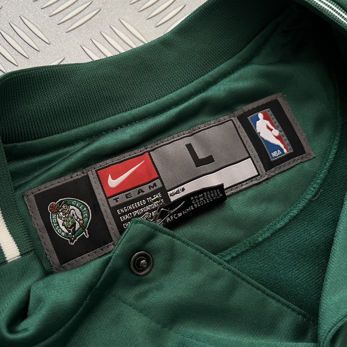 NBA × Nike × Vintage Vintage Nike Boston Celtics NBA Shooting WarmUp Jersey Size US L / EU 52-54 / 3 - 6 Thumbnail