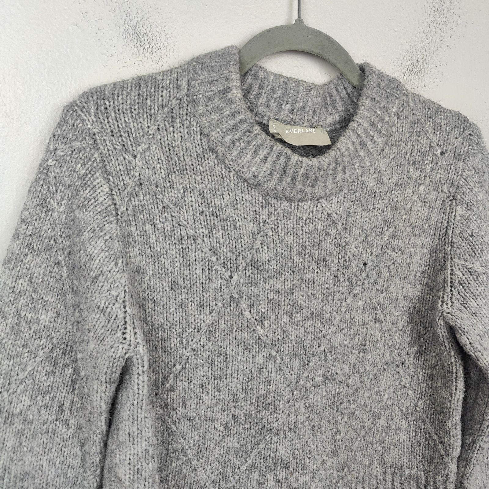 Everlane Everlane The Diamond-stitch Cloud Crew Sweater Women XS Gray Size XS / US 0-2 / IT 36-38 - 2 Thumbnail